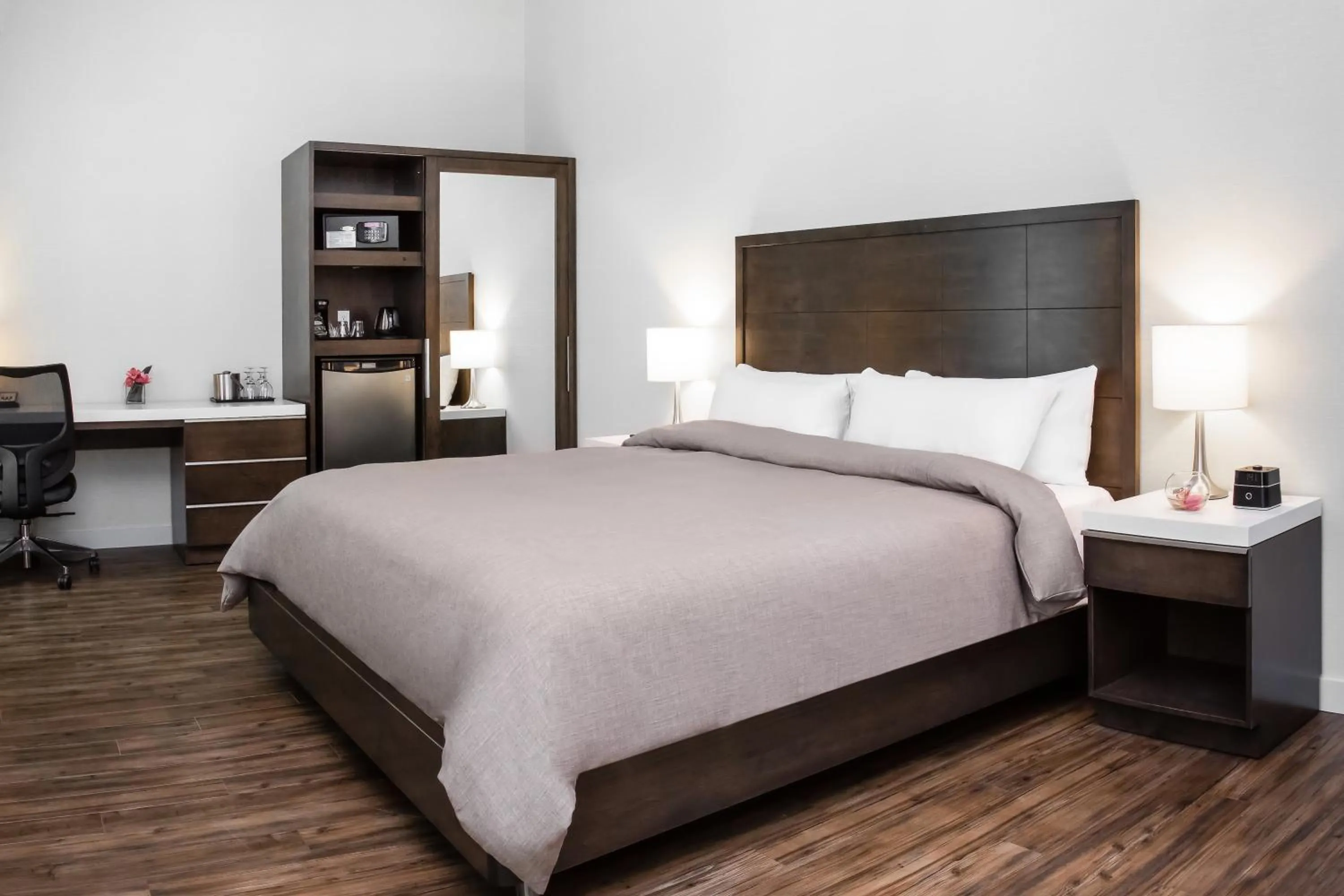 Standard King Room in Hotel Chateau Laurier Québec