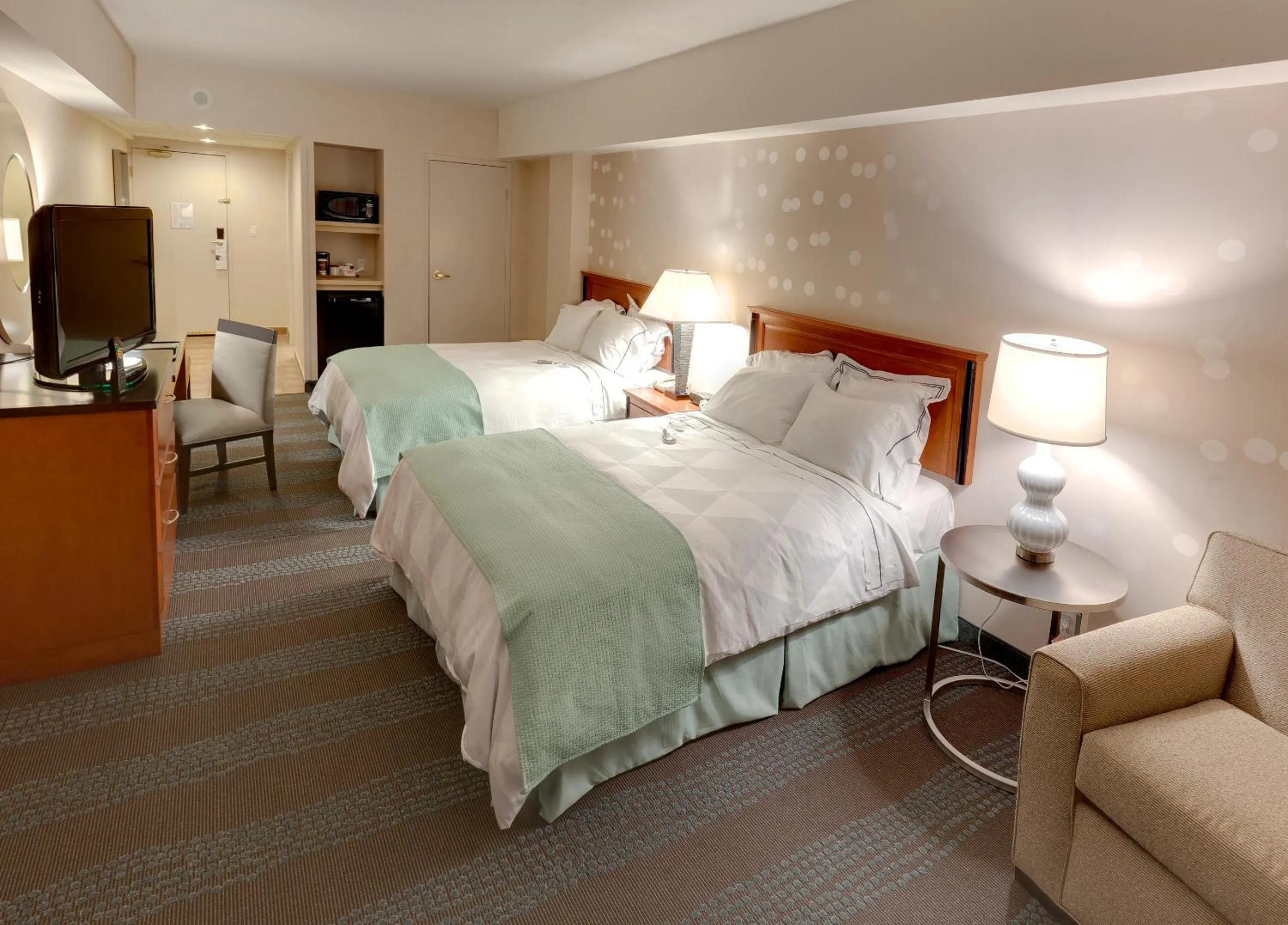 Queen Room with Two Queen Beds and City View - Low Floor in Niagara Fallsview Hotel & Suites