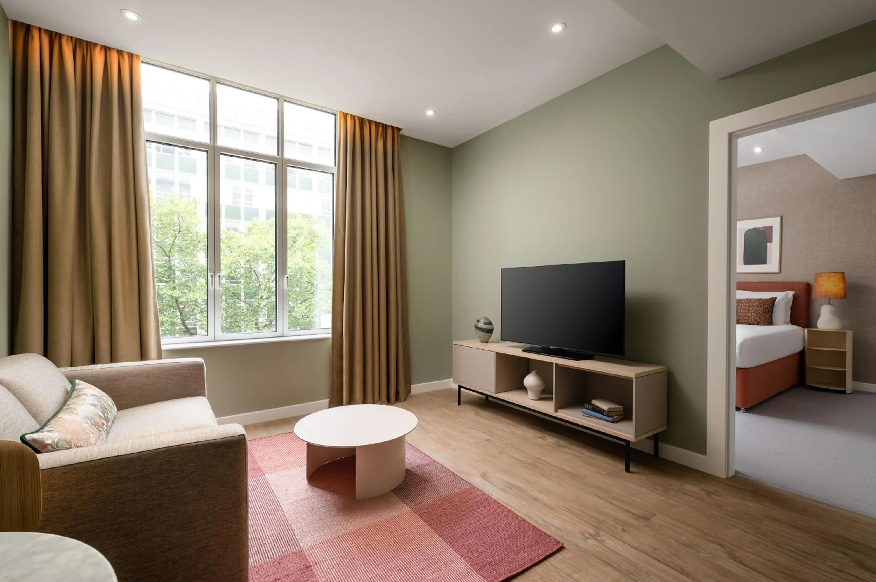 Superior Apartment in The Lincoln Suites