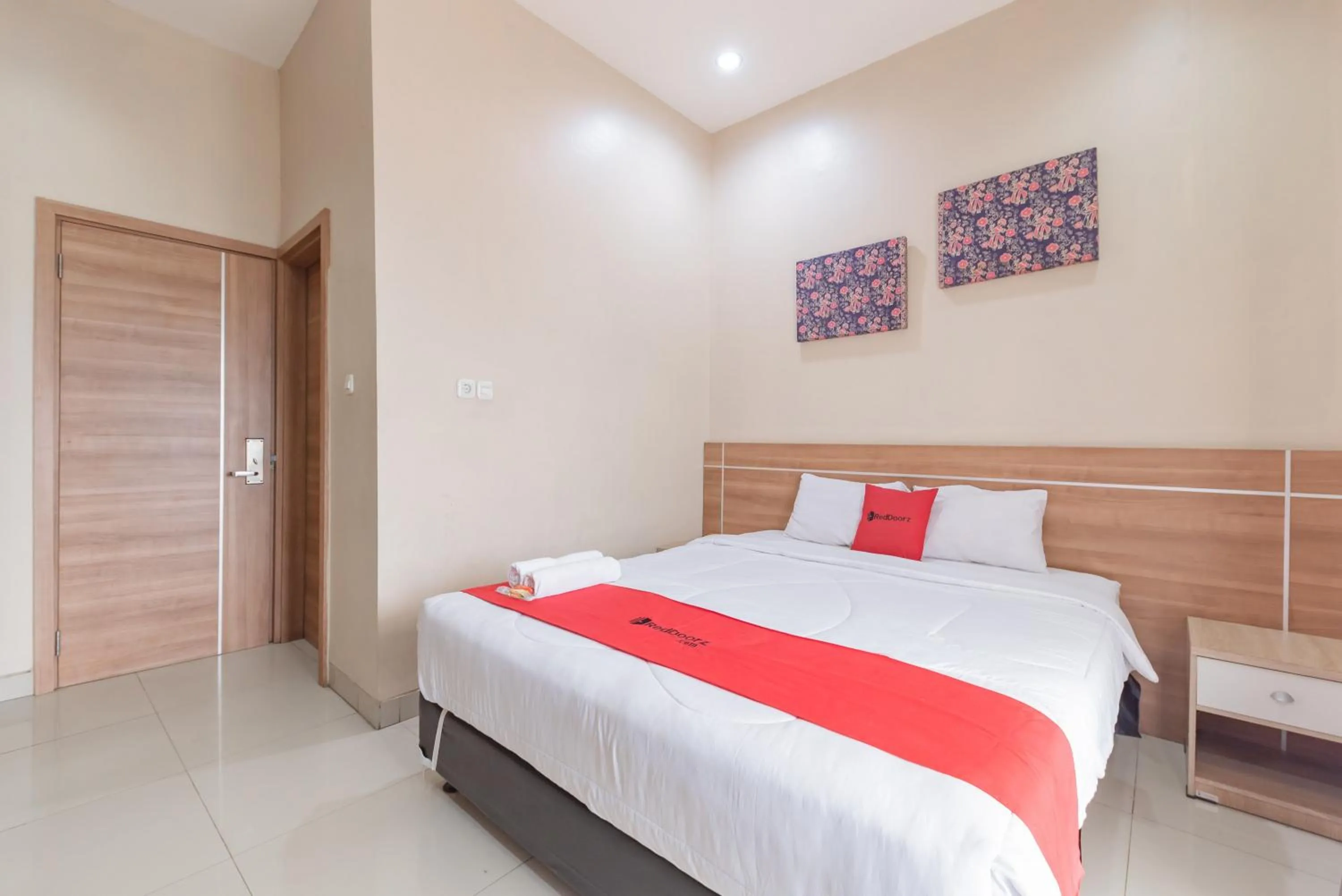 Suite in RedDoorz Premium @ Griya Inkoppabri Cisarua Puncak