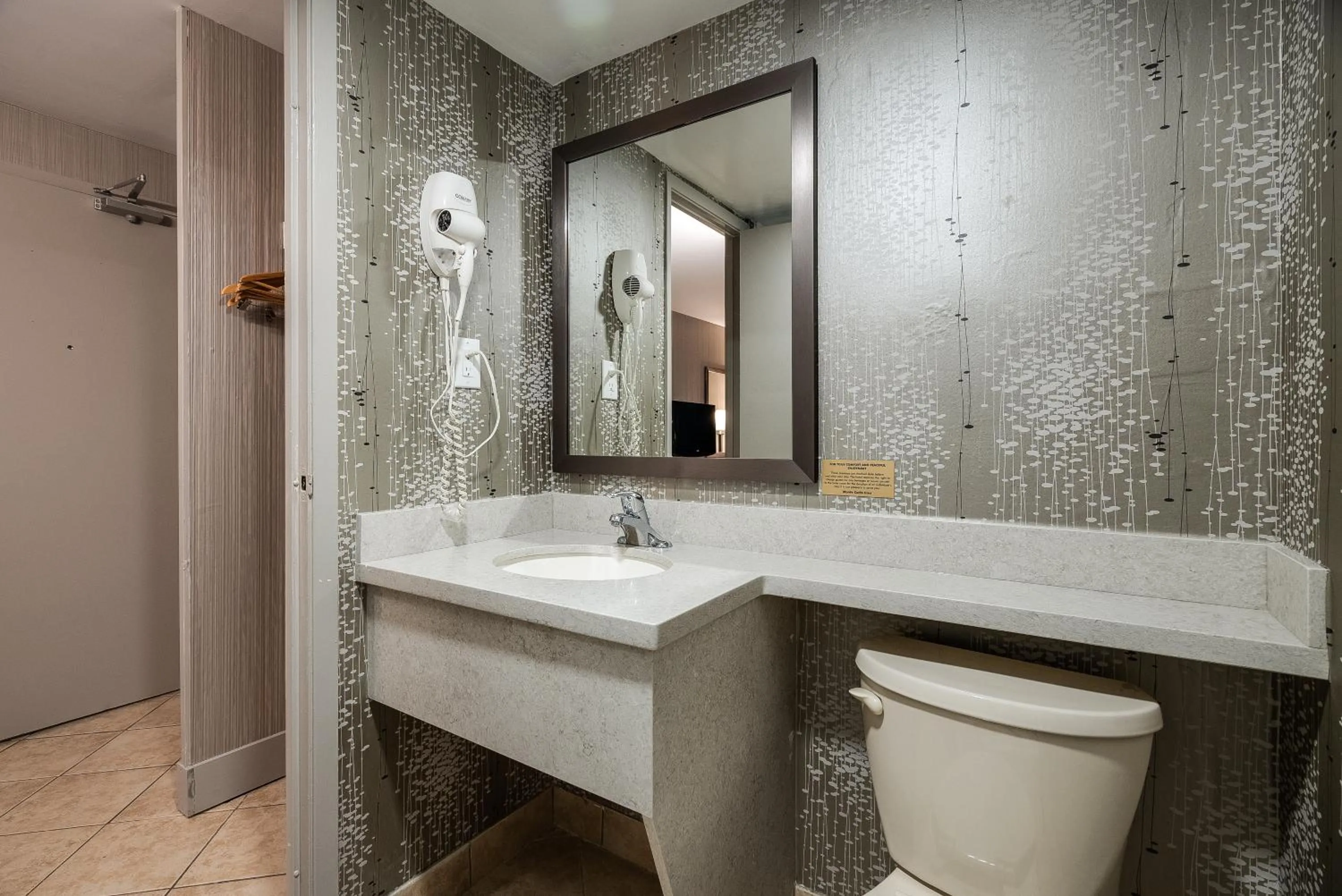 Standard Room with Two Double Beds in Monte Carlo Inn Toronto West Suites