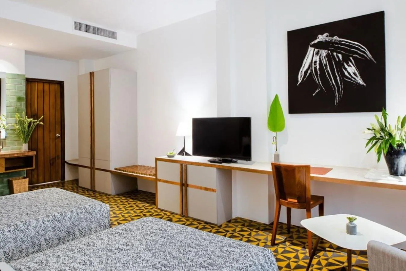 Deluxe Twin Room in Atelier Hotel