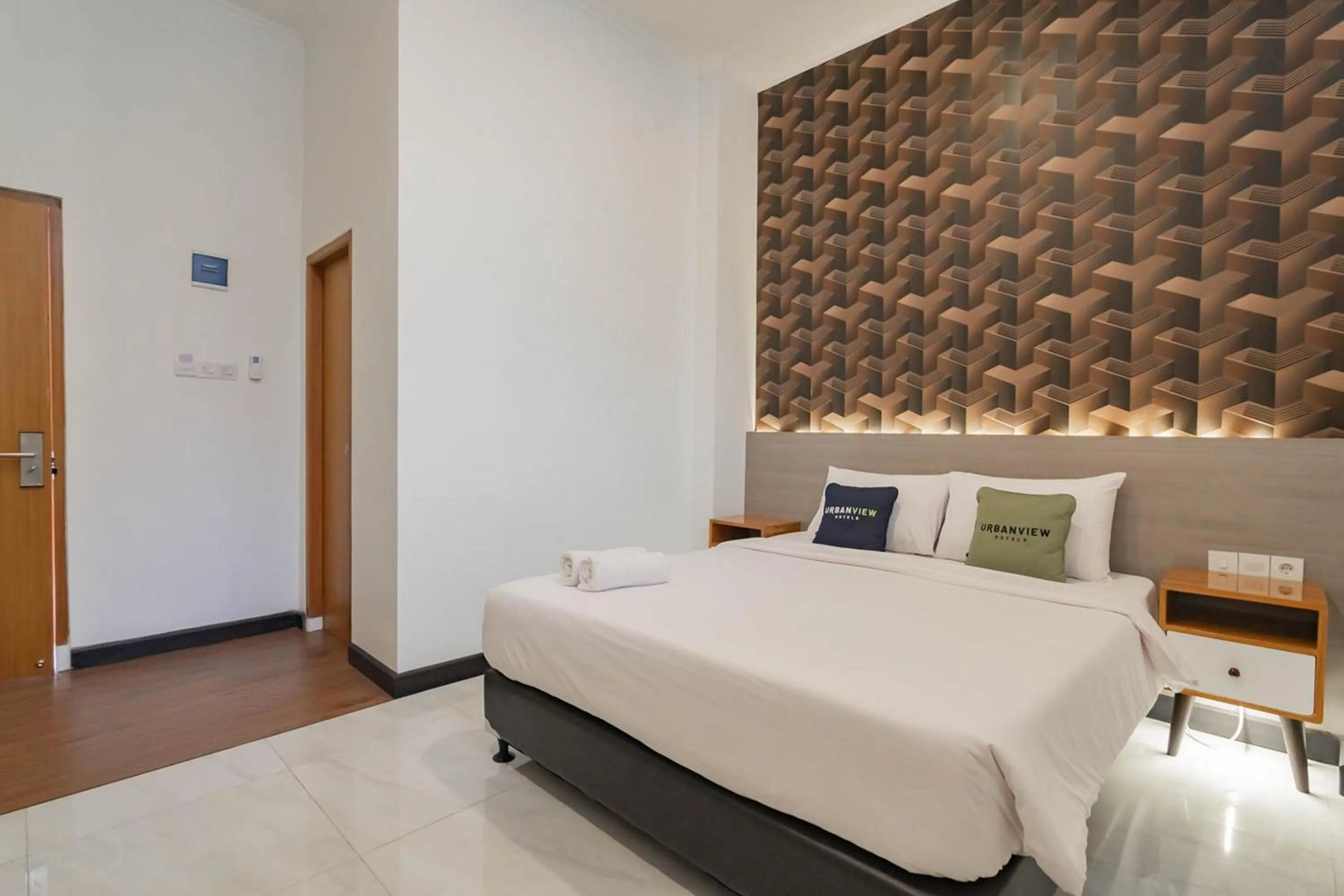 Superior Double Room in Urbanview Hotel Sagara Bogor