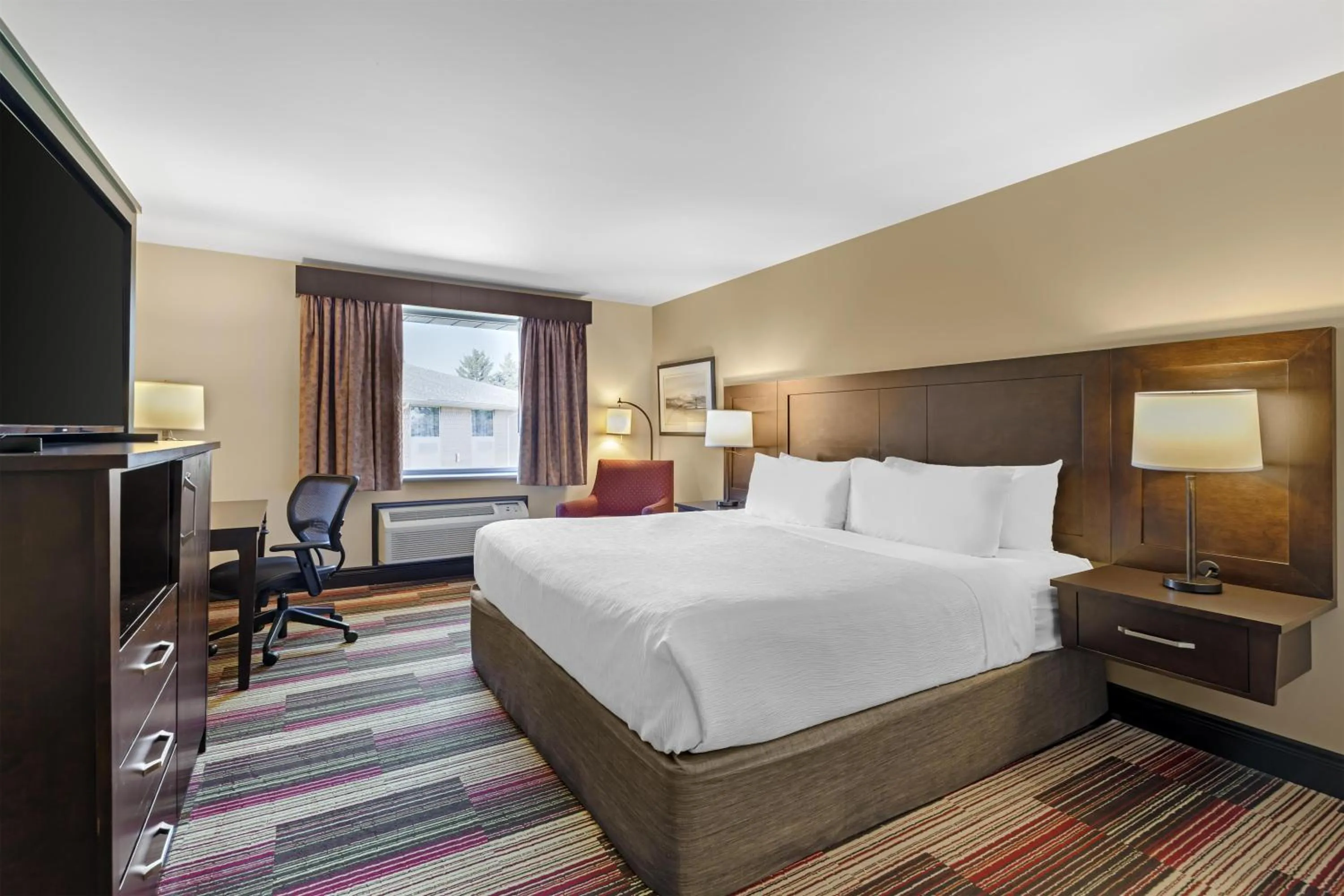 King Room in Best Western Plus Stoneridge Inn & Conference Centre London Ontario