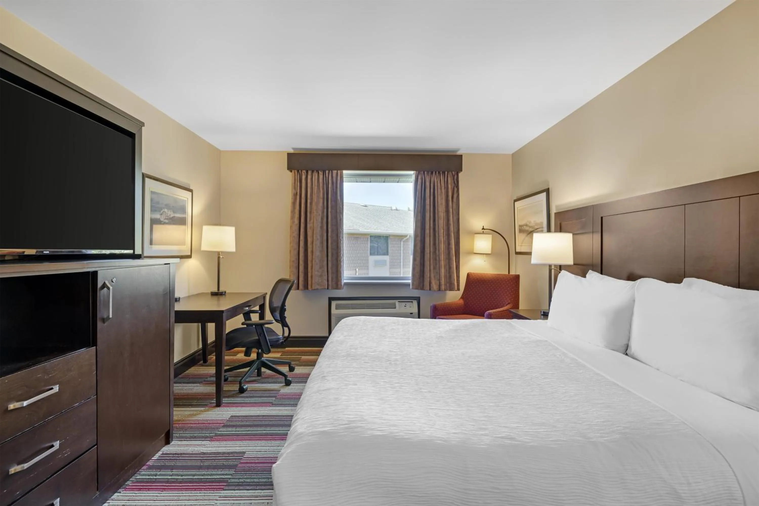 King Room - Ground Floor in Best Western Plus Stoneridge Inn & Conference Centre London Ontario