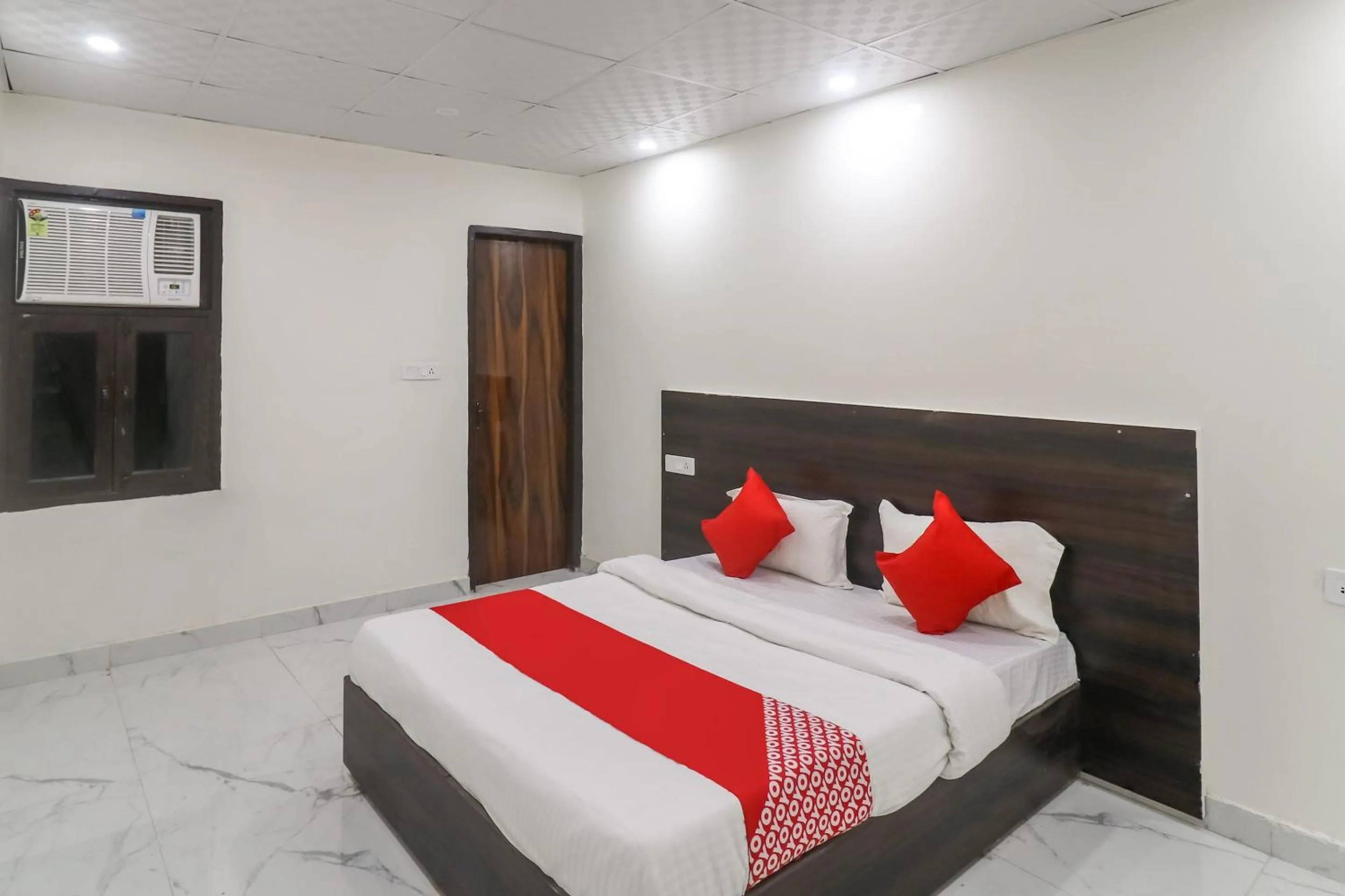 Standard Double Room - single occupancy in Hotel O Galaxy