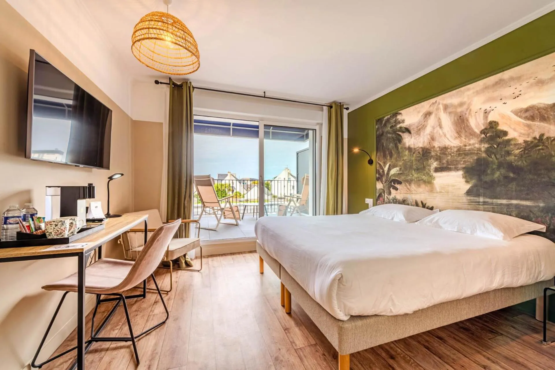 Superior Double Room in The Originals City, Hôtel Armen Le Triton, Roscoff