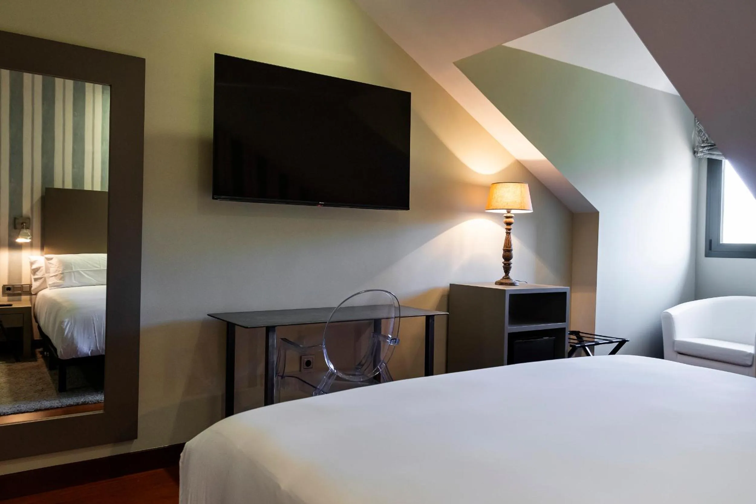 Standard Double or Twin Room in Hotel AR Isabel de Farnesio