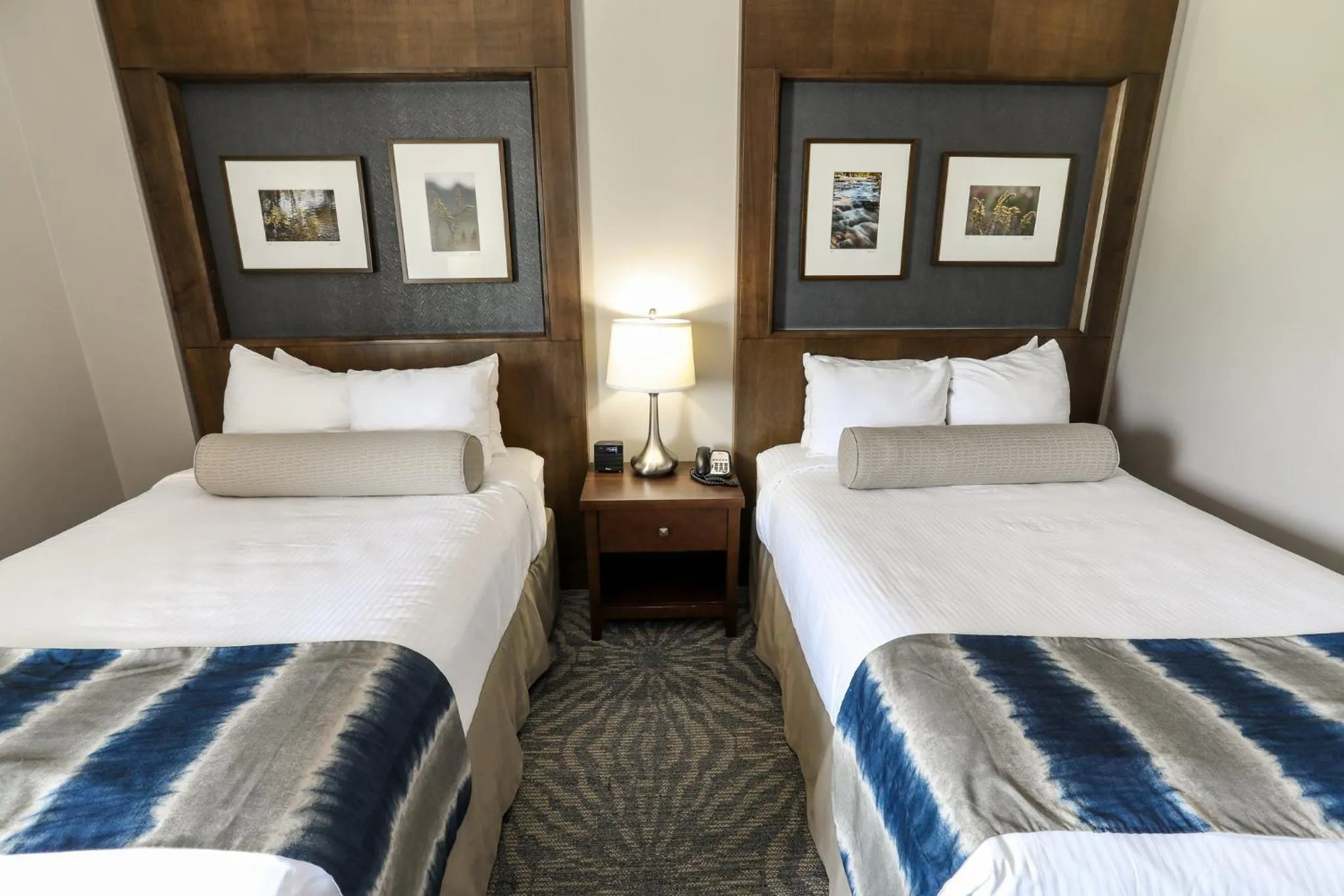 Deluxe Double Room with Shower in Liberty Mountain Resort