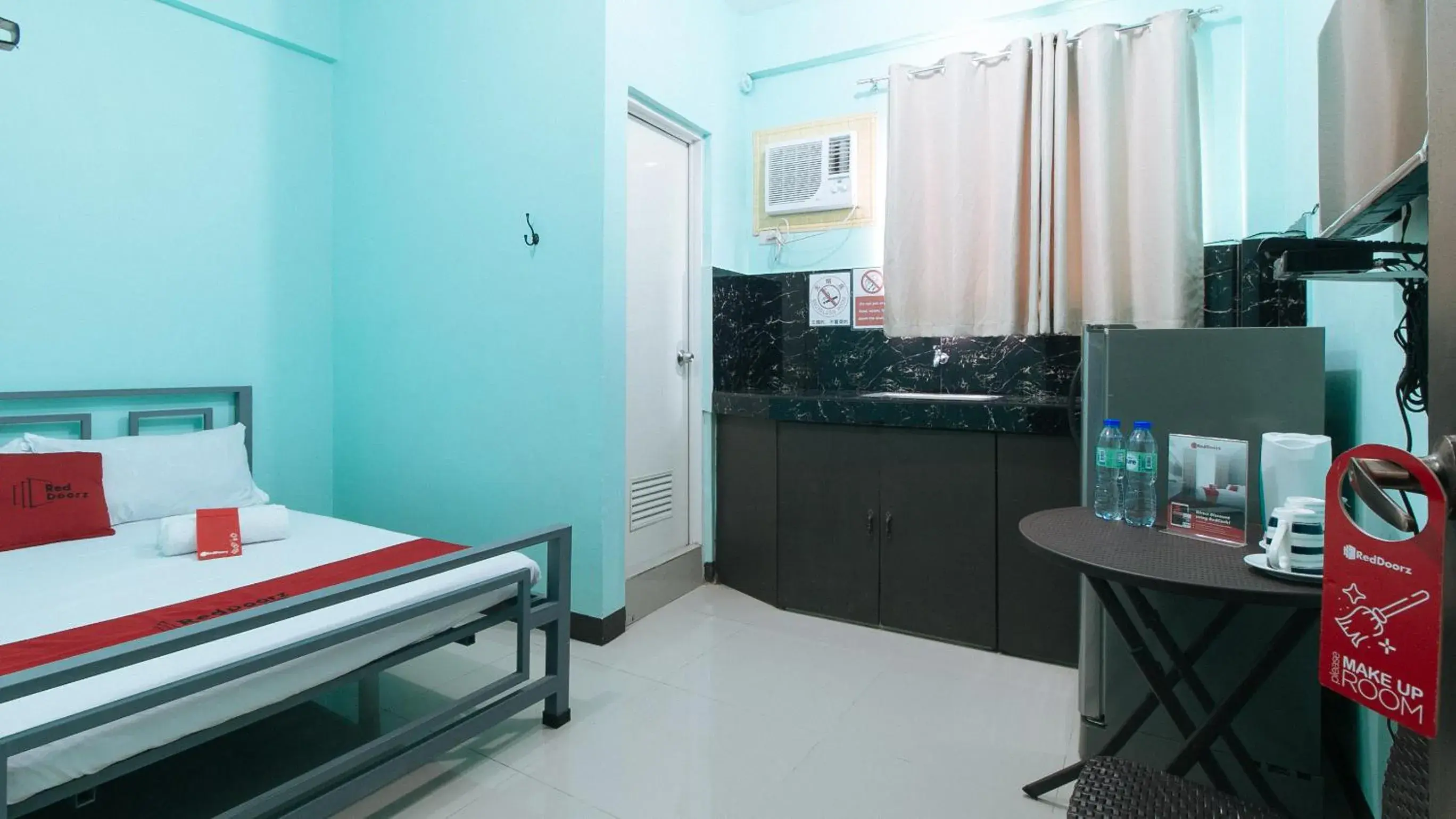 RedDoorz at MBB Room NAIA 2 RedDoorz at MBB Room NAIA 2