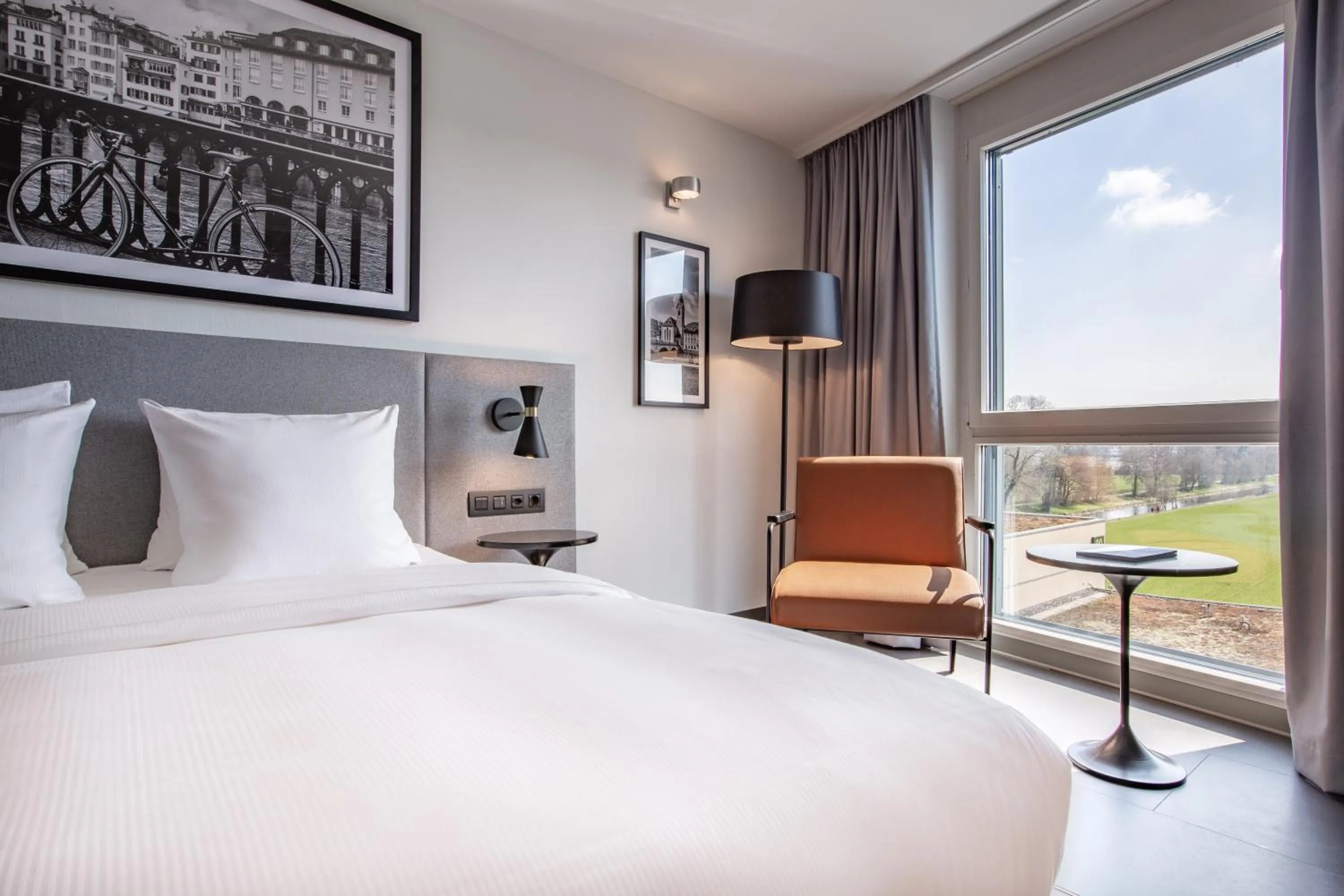 Superior Room with Scenic View in Radisson Hotel Zurich Airport