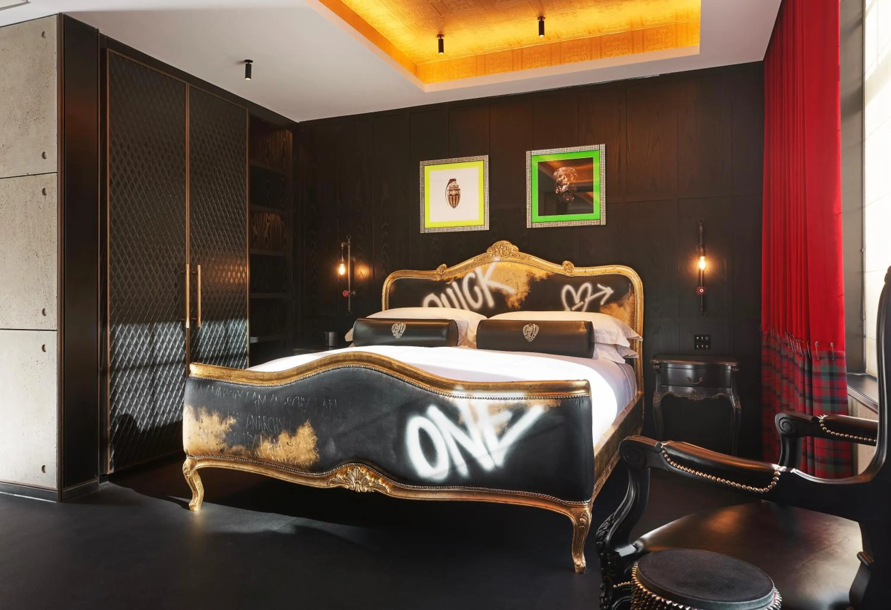 Lofthouse Apartment in Chateau Denmark London