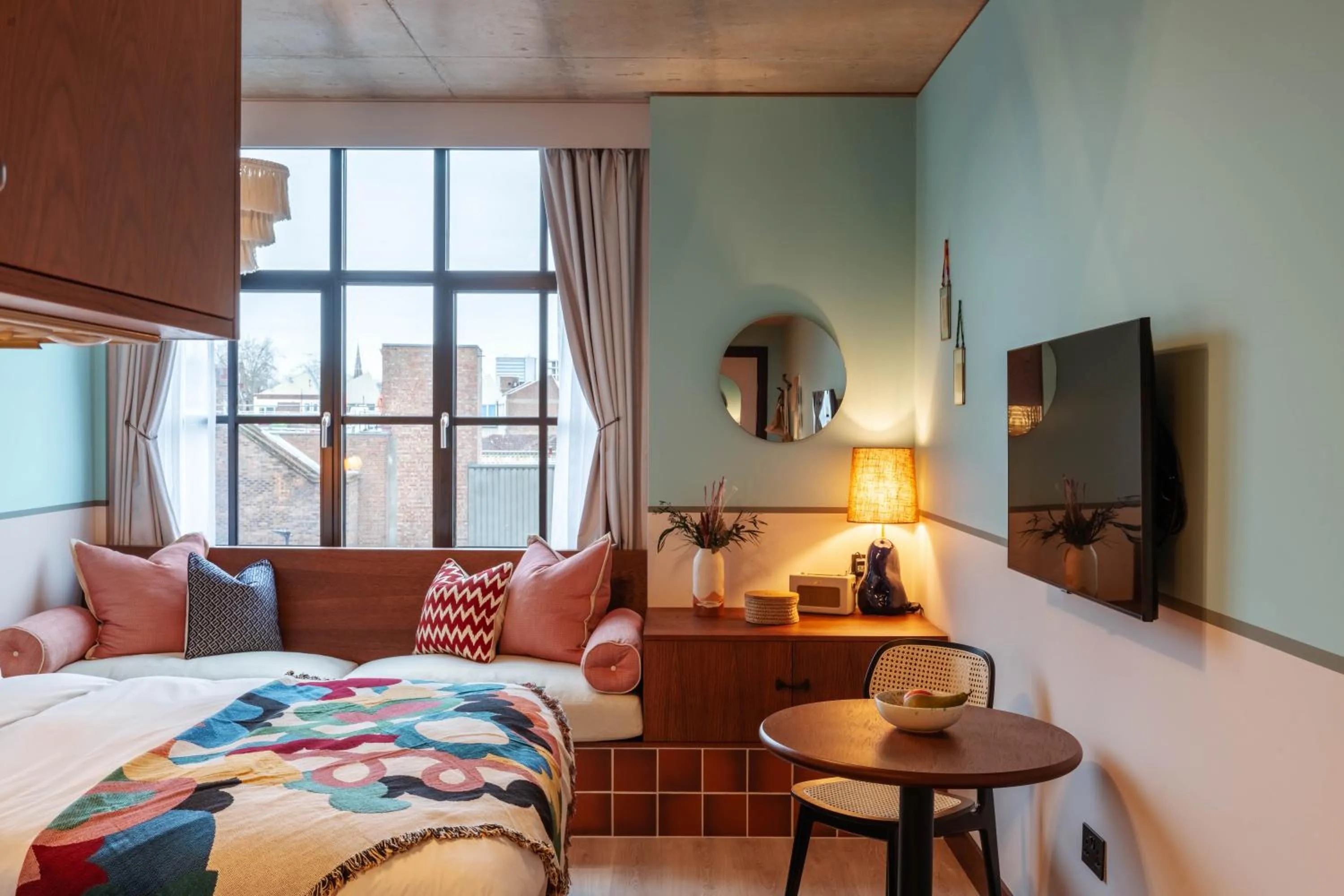 Studio in room2 London Chiswick Hometel