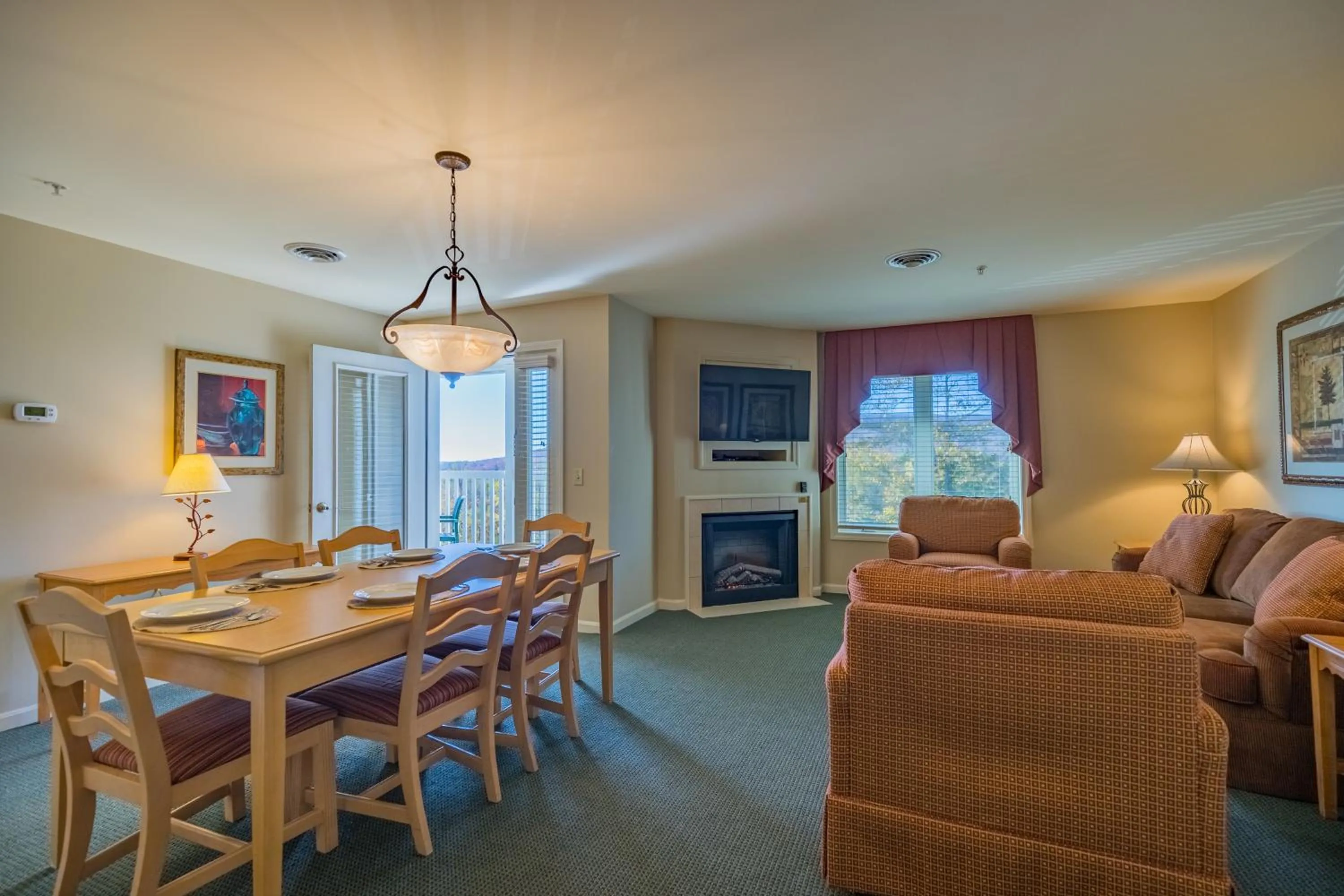 Deluxe One Bedroom in Vacation Village in the Berkshires