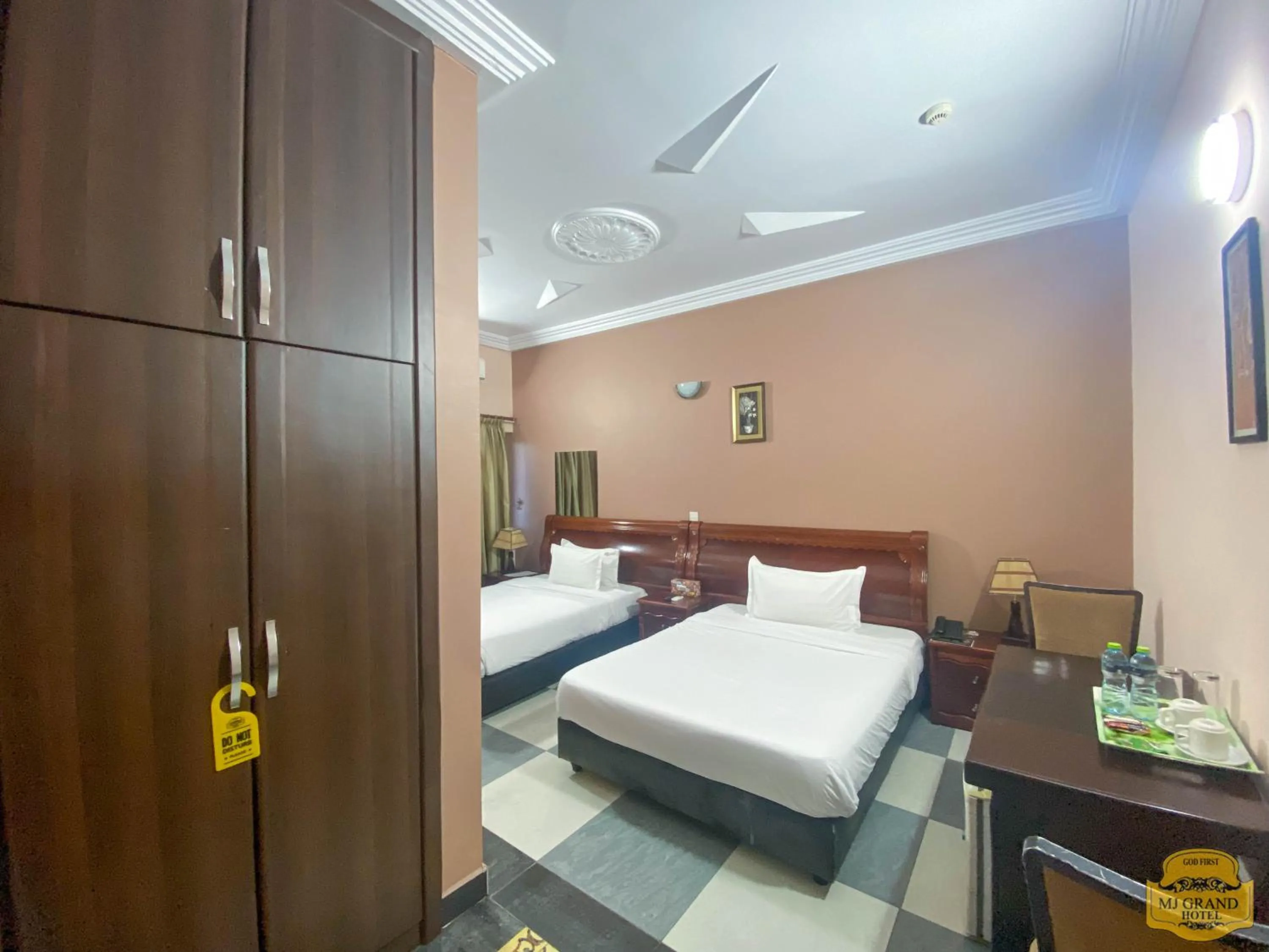 Twin Room in MJ Grand Hotel