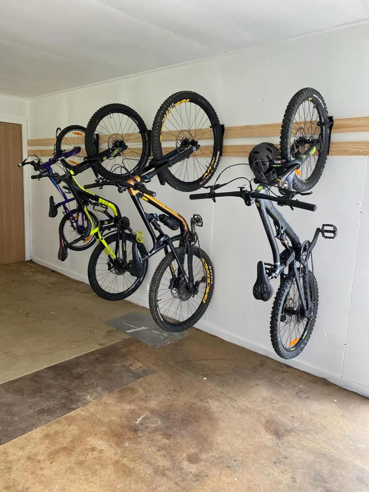 Dorm Single Room  - single occupancy in Mountain View Motel