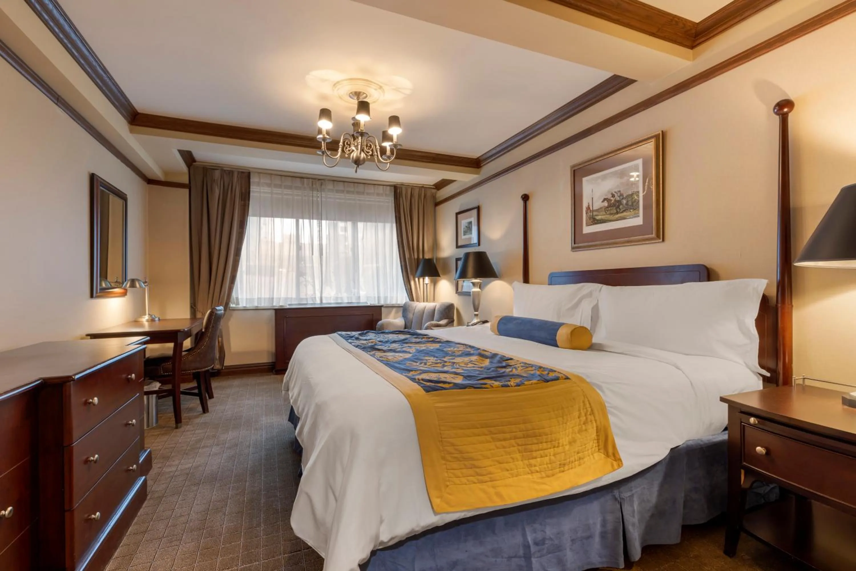 King Room - Disability Access in The Blakely by LuxUrban