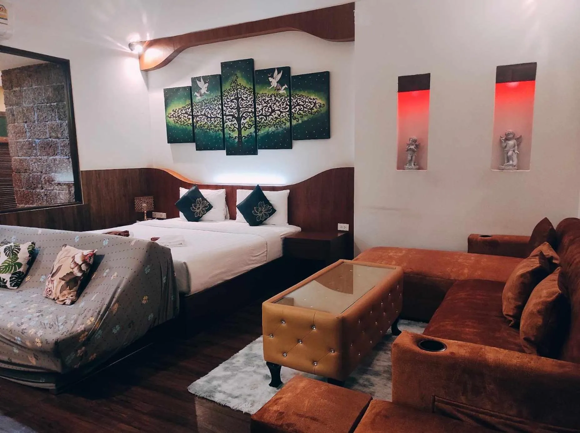 Superior Double Room with Pool View in Foresto Sukhothai Guesthome