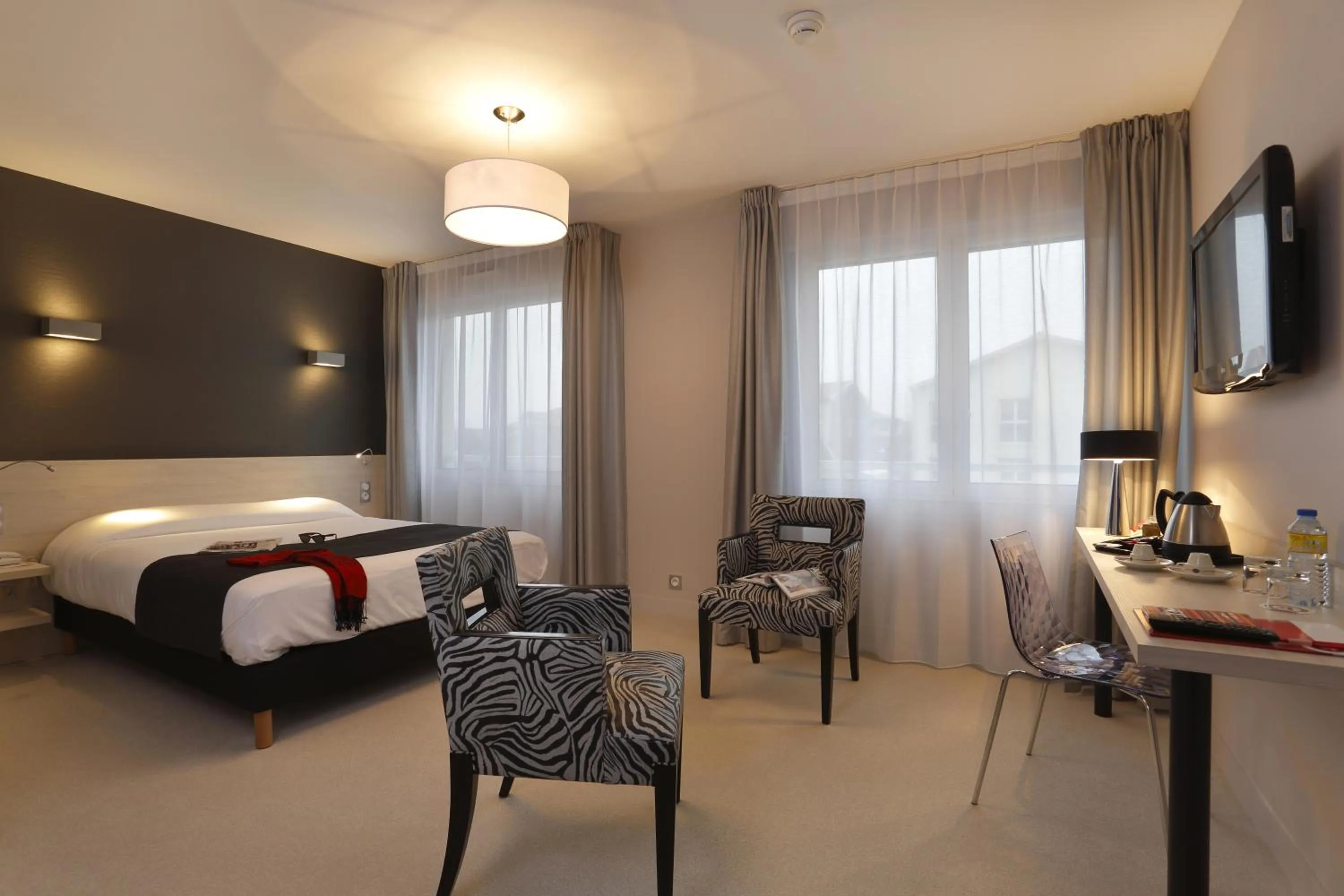 Superior Double Room - single occupancy in The Originals City, Hôtel Les Thermes de l'Avenue, Dax