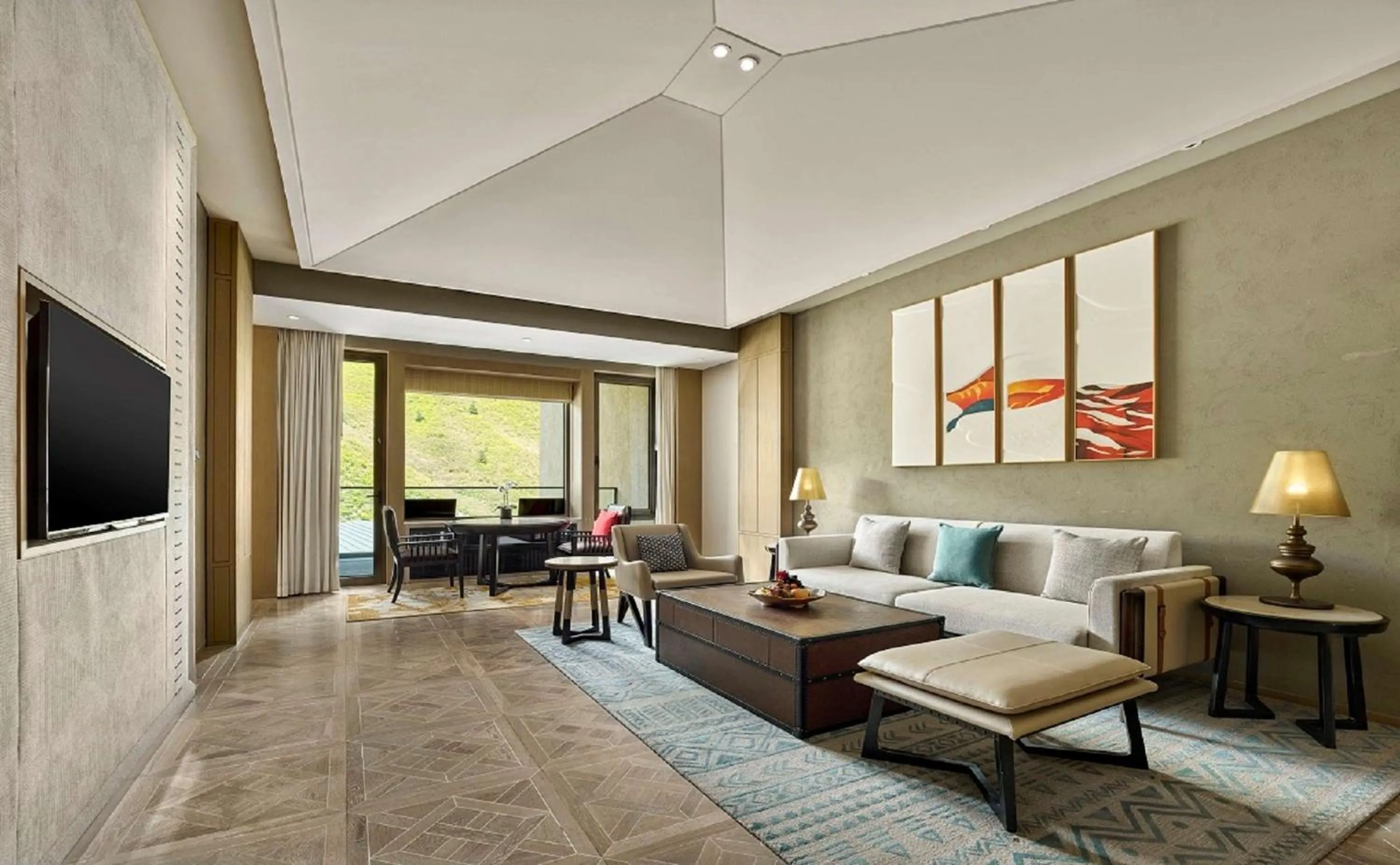 Premium King Suite in Conrad Jiuzhaigou