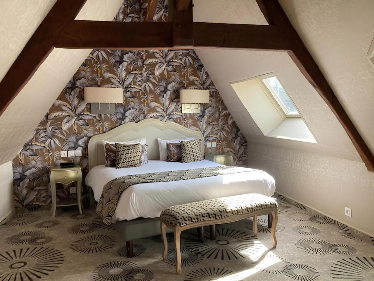 Suite in Hotel Le Lion D'Or et Restaurant La Table Du Lion