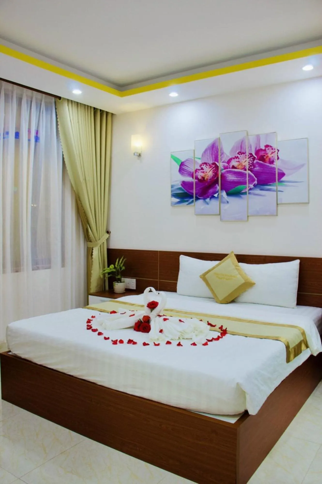 Deluxe Double Room with Balcony in Phuc Con Son Hotel