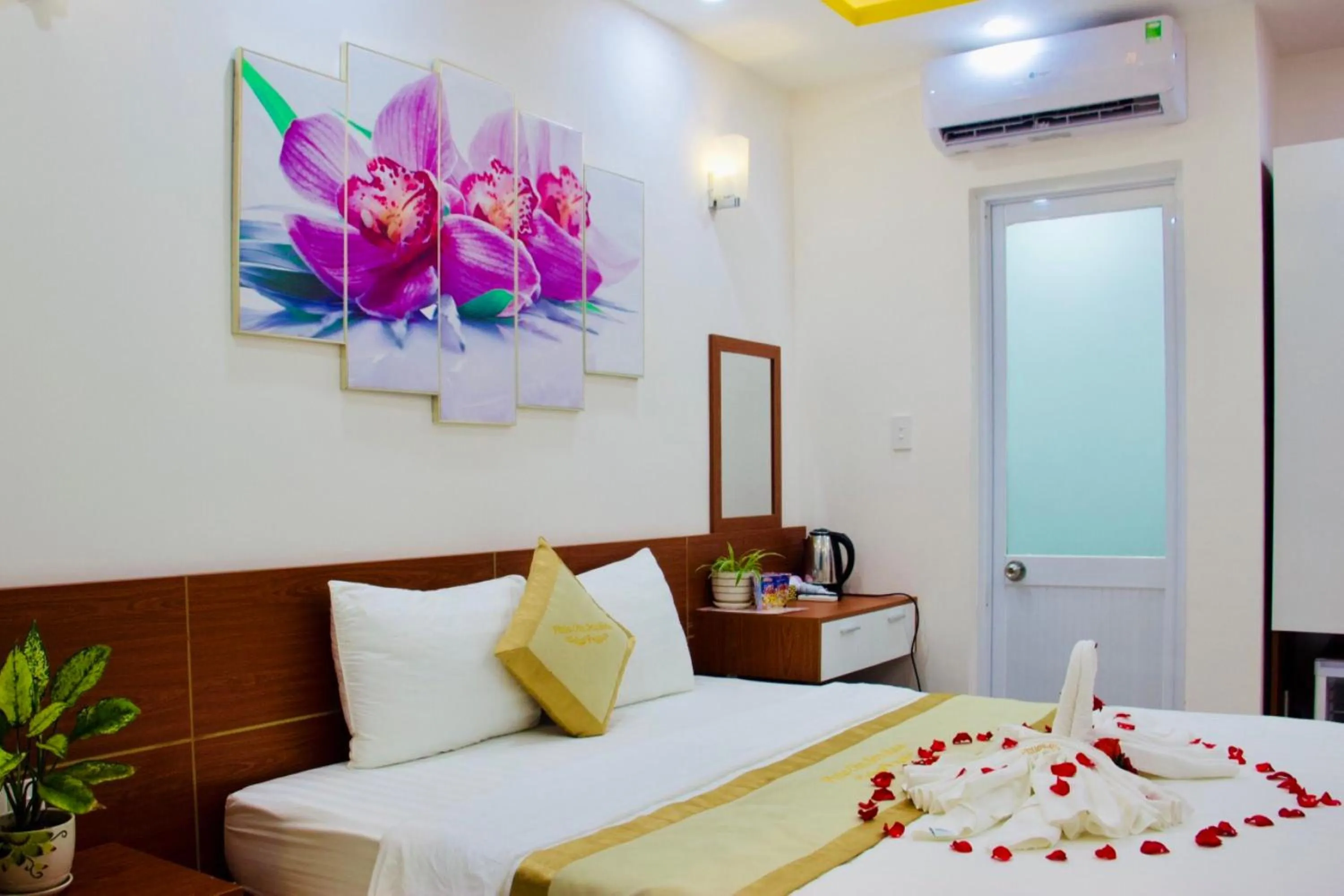 Superior Double Room in Phuc Con Son Hotel