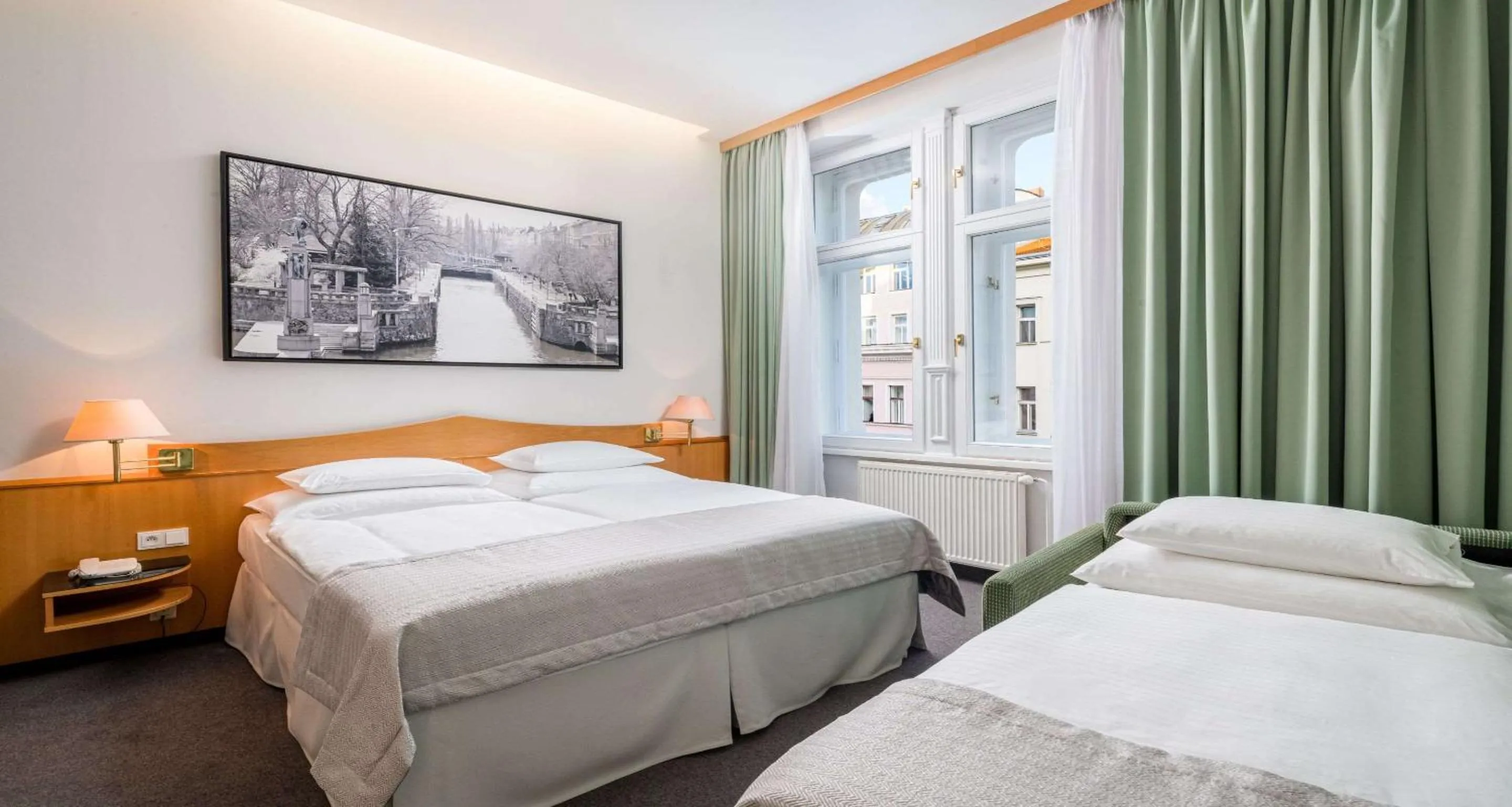 Superior Double Room with Sofa Bed in Best Western Hotel Moran