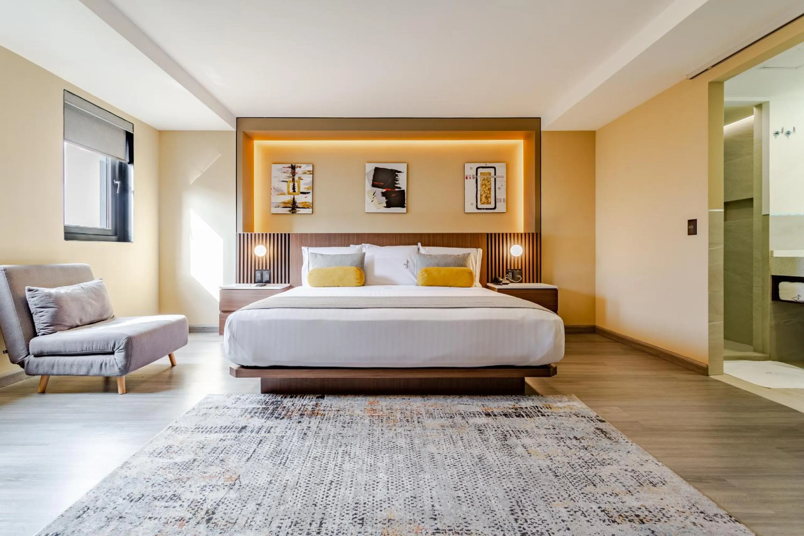 Deluxe King Room in Hotel Flamencos Centro Histórico