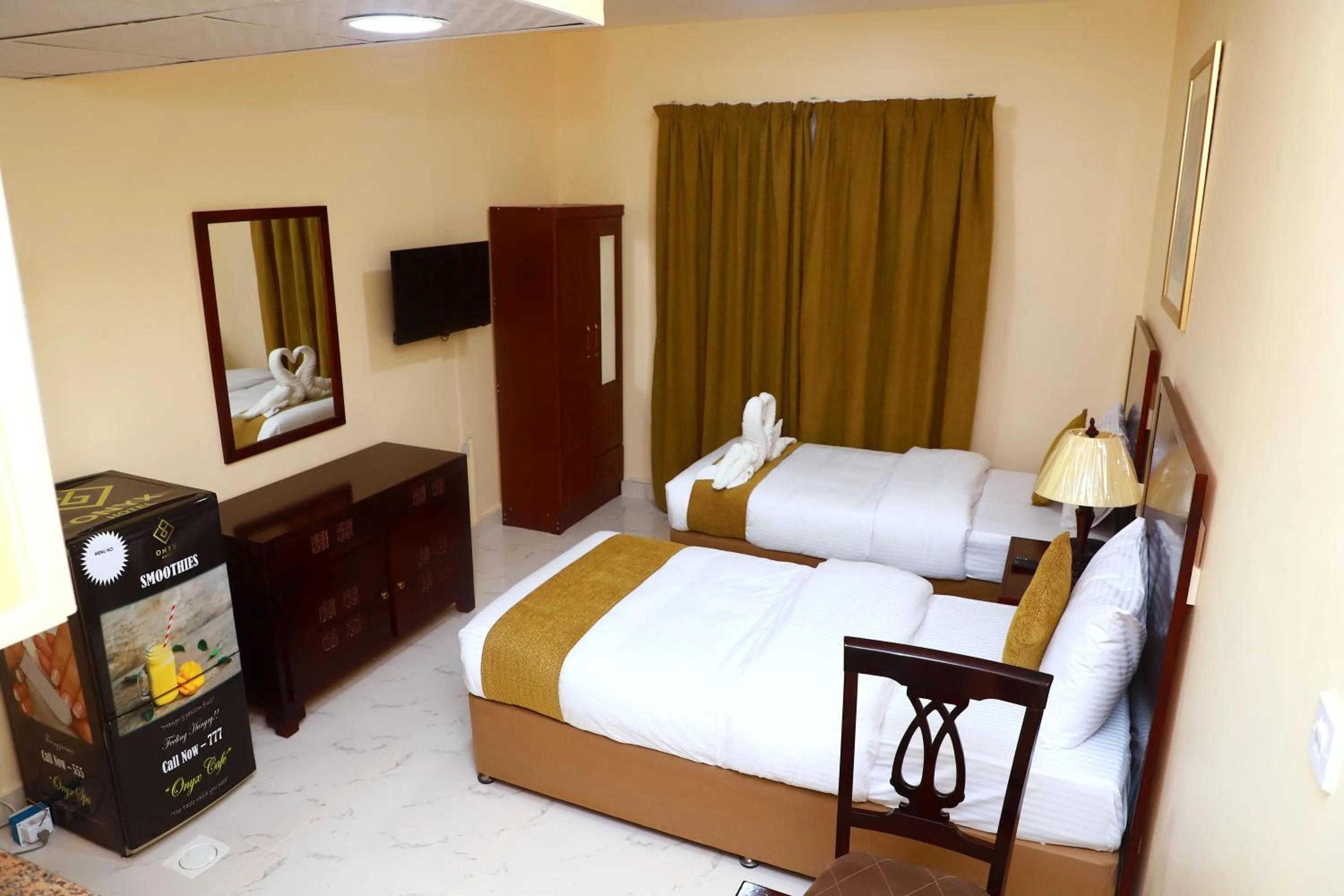 Standard Twin Room in Onyx Hotel Apartments - MAHA HOSPITALITY GROUP