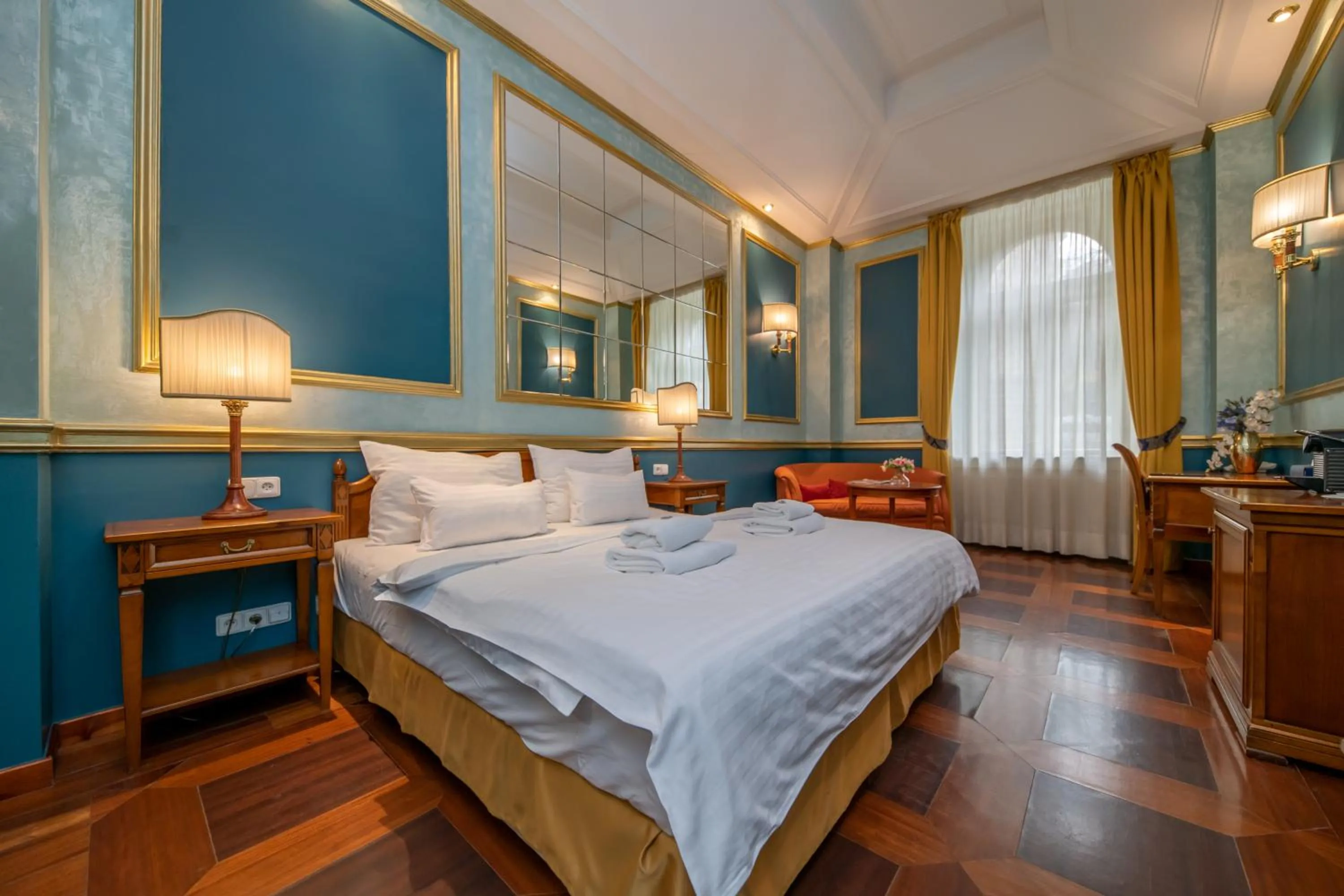 Executive Double Room in Hotel Kinsky Fountain