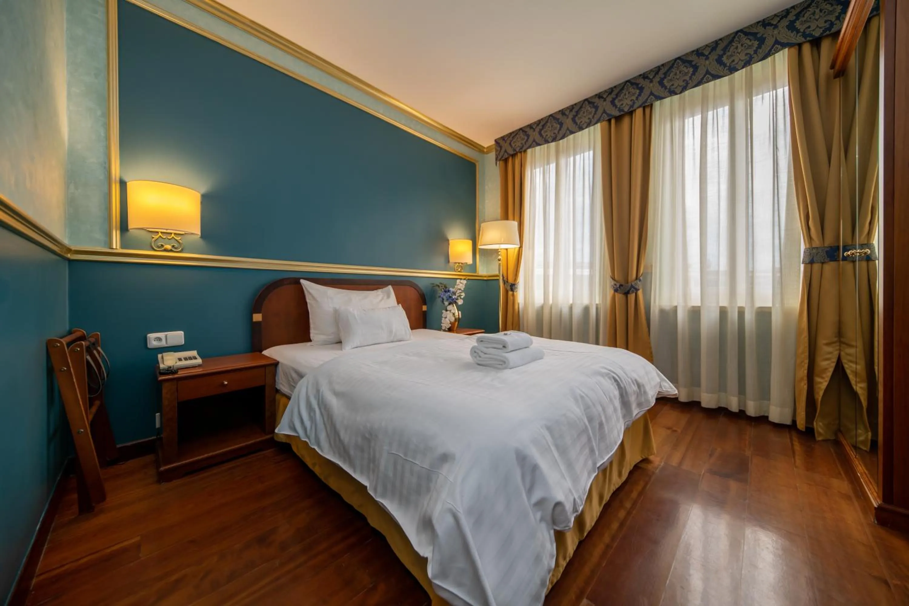 Economy Single Room in Hotel Kinsky Fountain