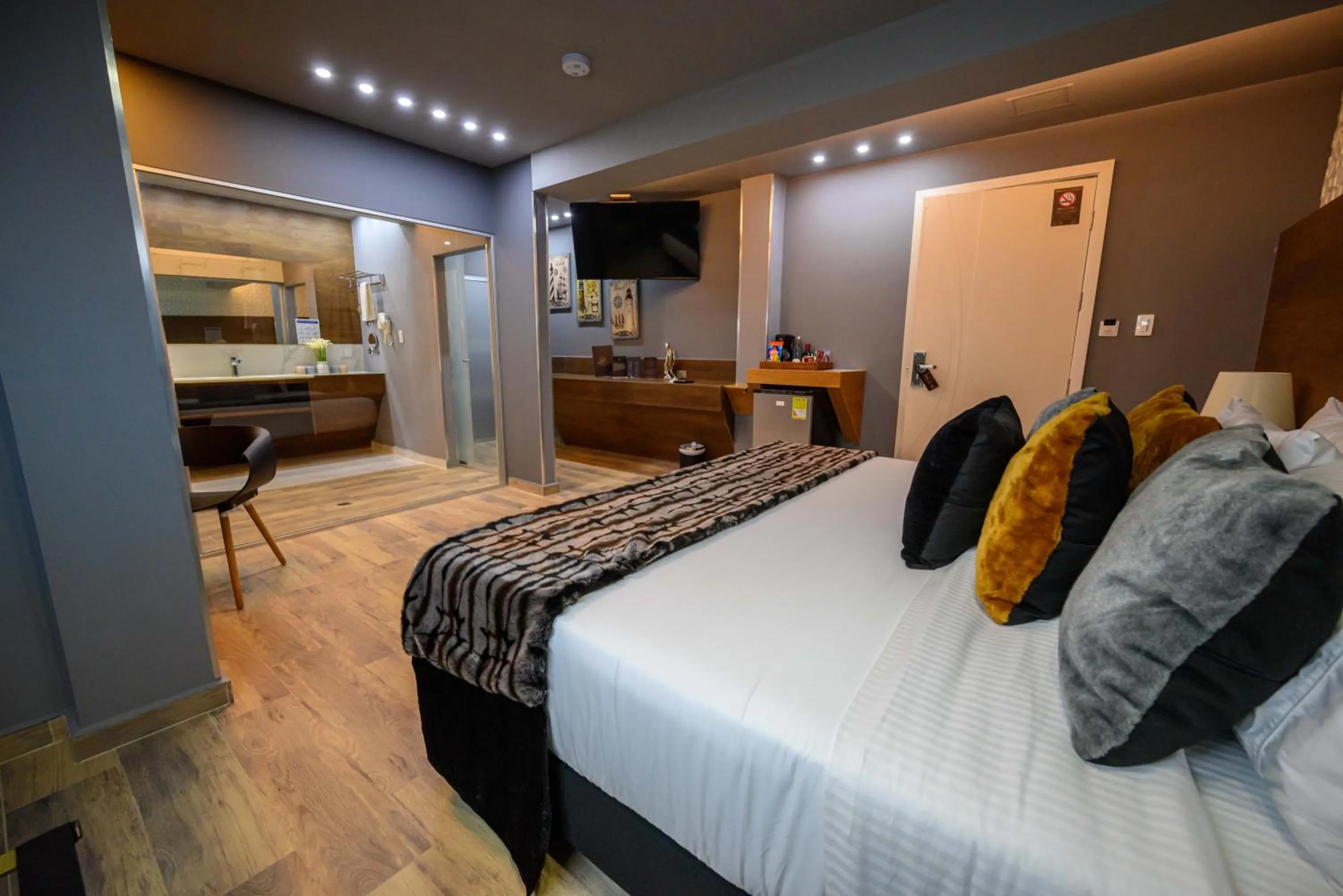 Deluxe Double Room in KH Hotel Boutique