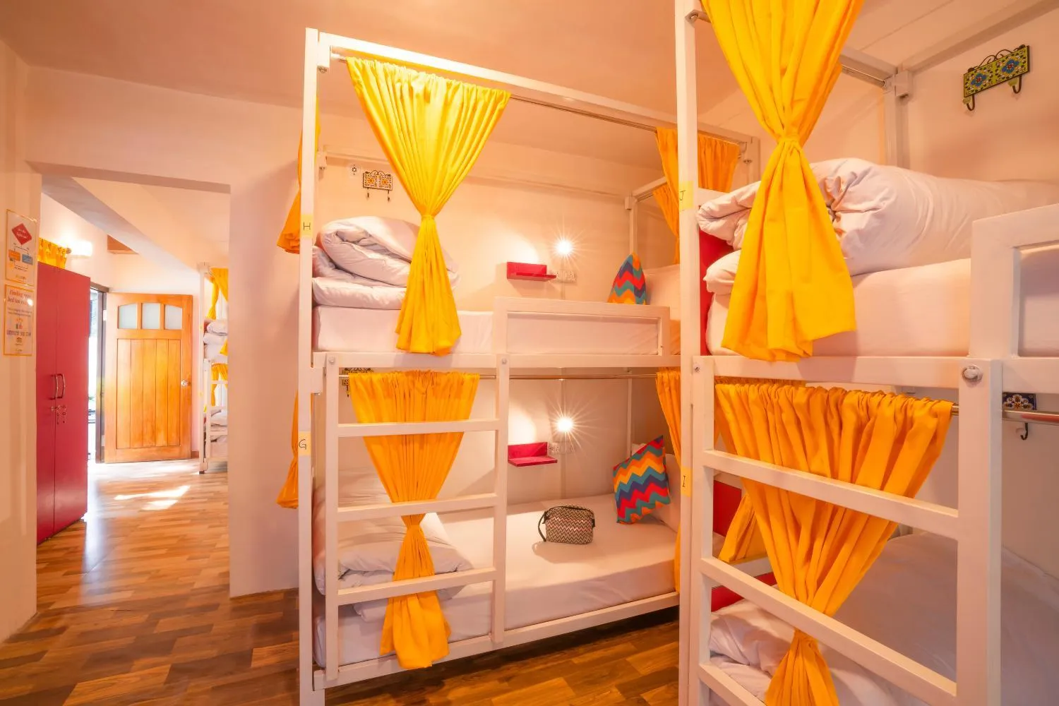 Bed in 12 Bed Mixed Dormitory Room with Ensuite Bathroom in goSTOPS Nainital