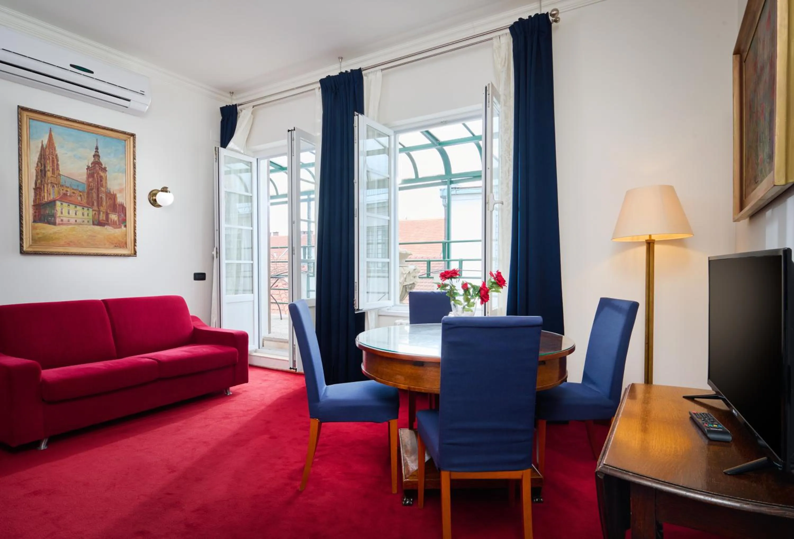 Suite (2-3 Adults)  in Hotel Bologna