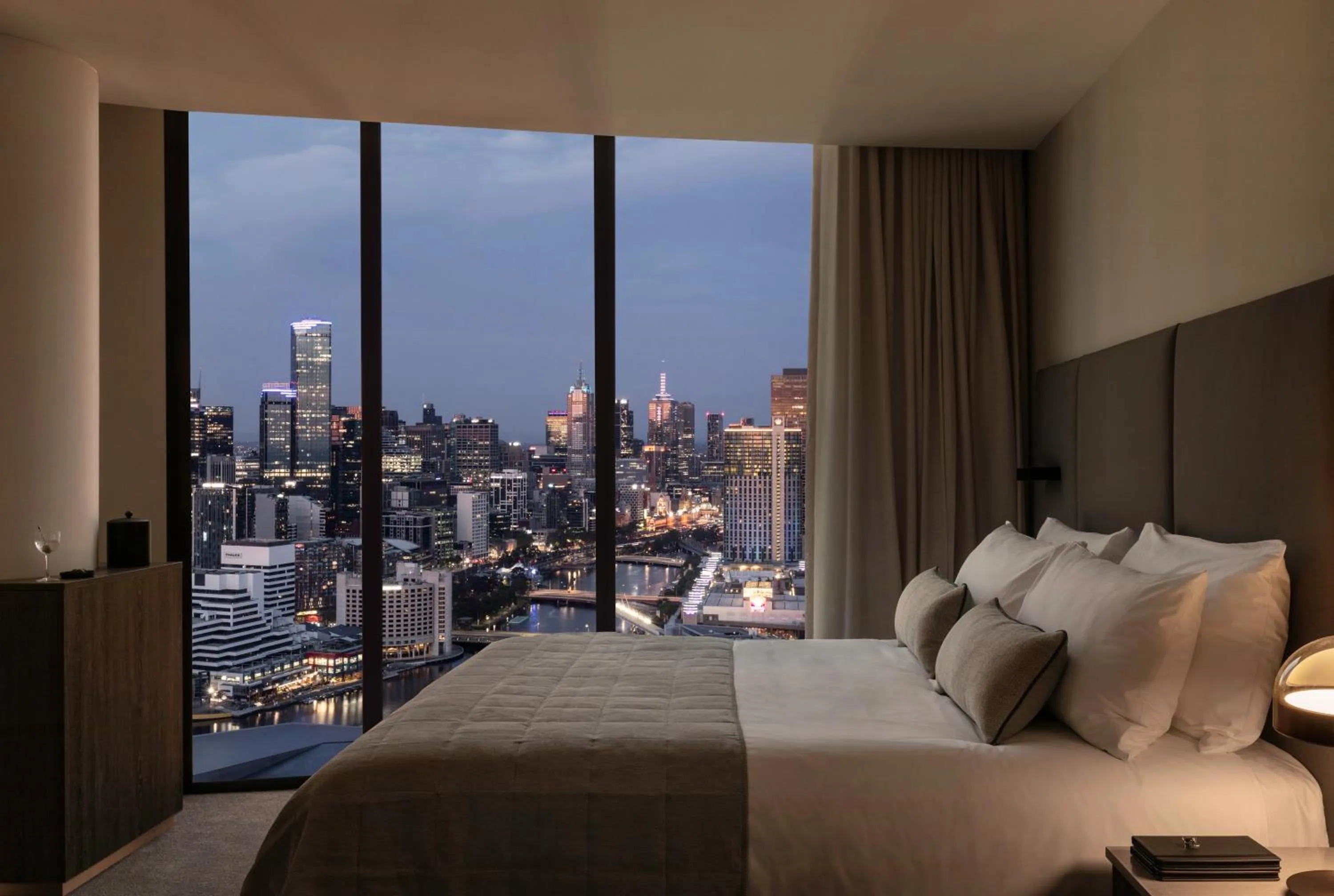  Executive Room in Oakwood Premier Melbourne