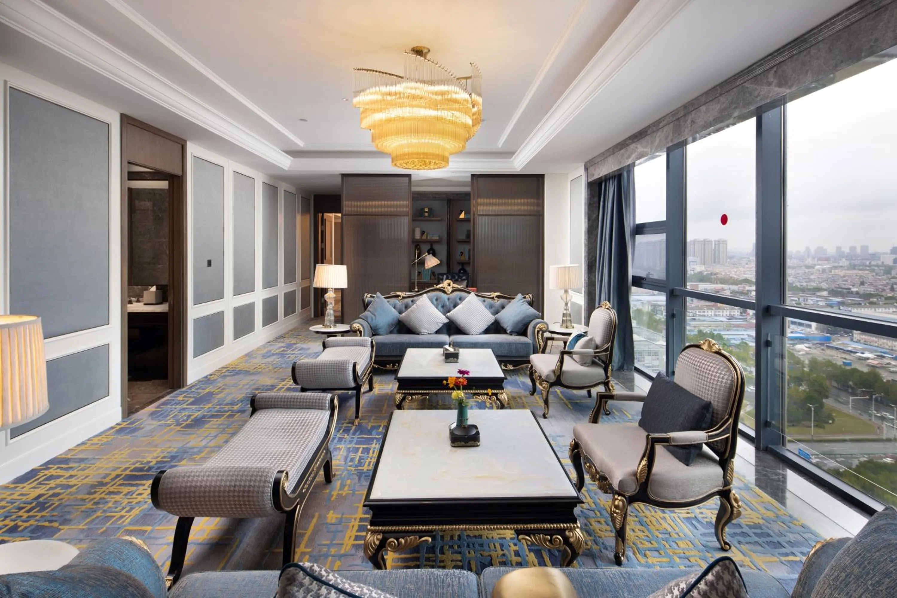Presidential Suite in Wyndham Changzhou Liyang