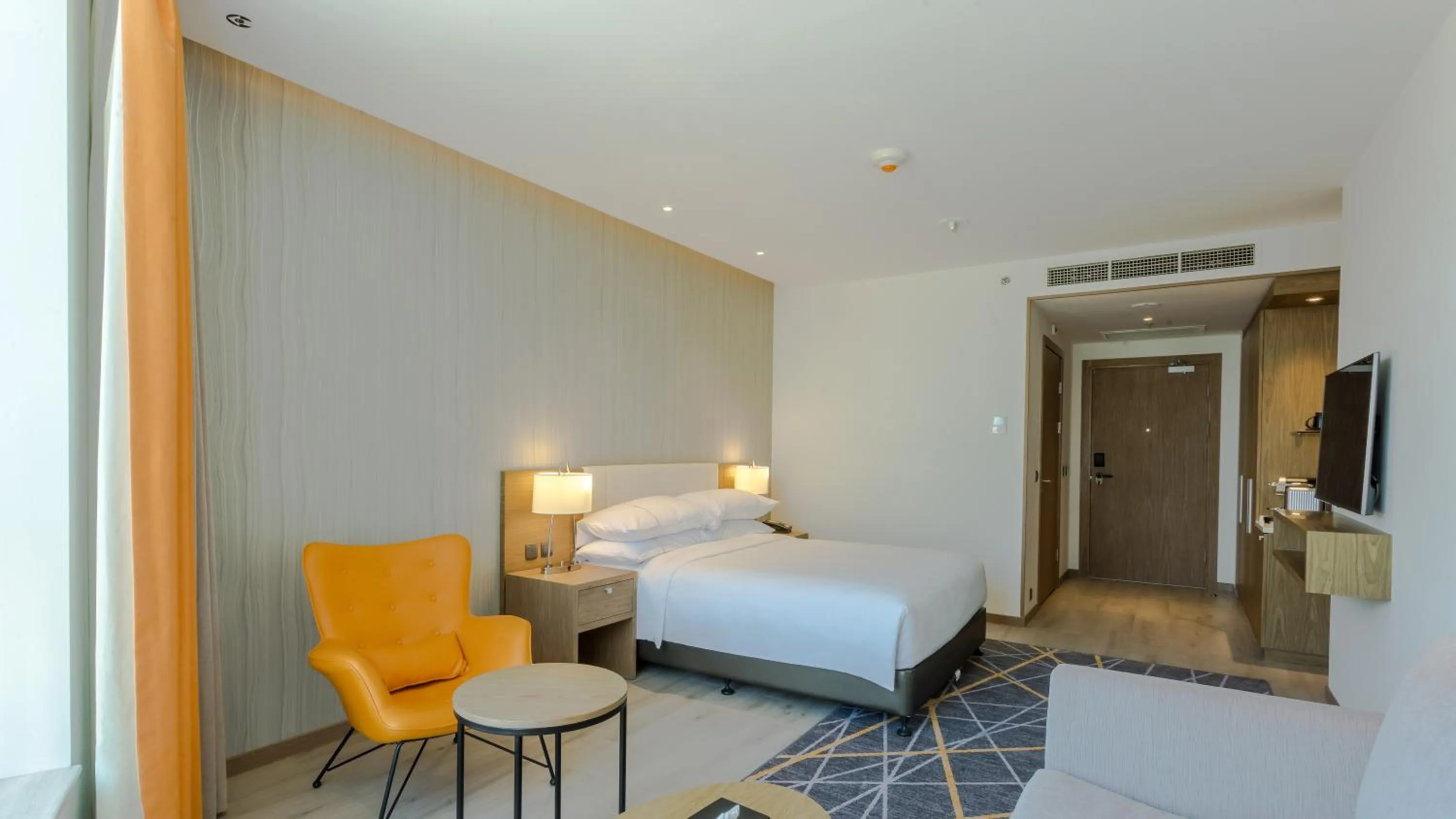 King Room with Sofabed - Accessible in Clarion Hotel Jeddah Airport