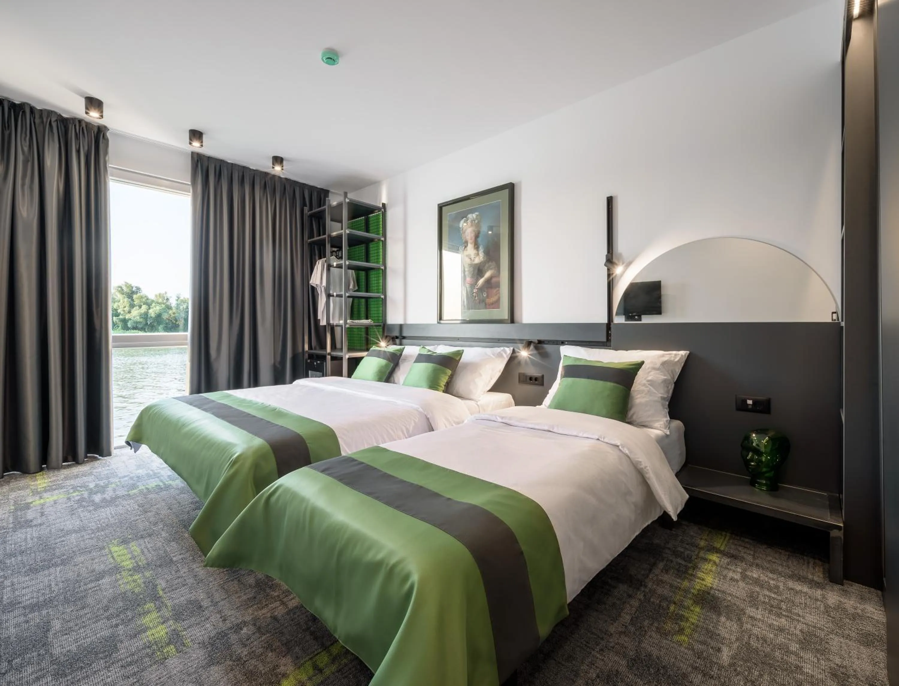 Triple Room with River View in Joy 5 Hotel & SPA