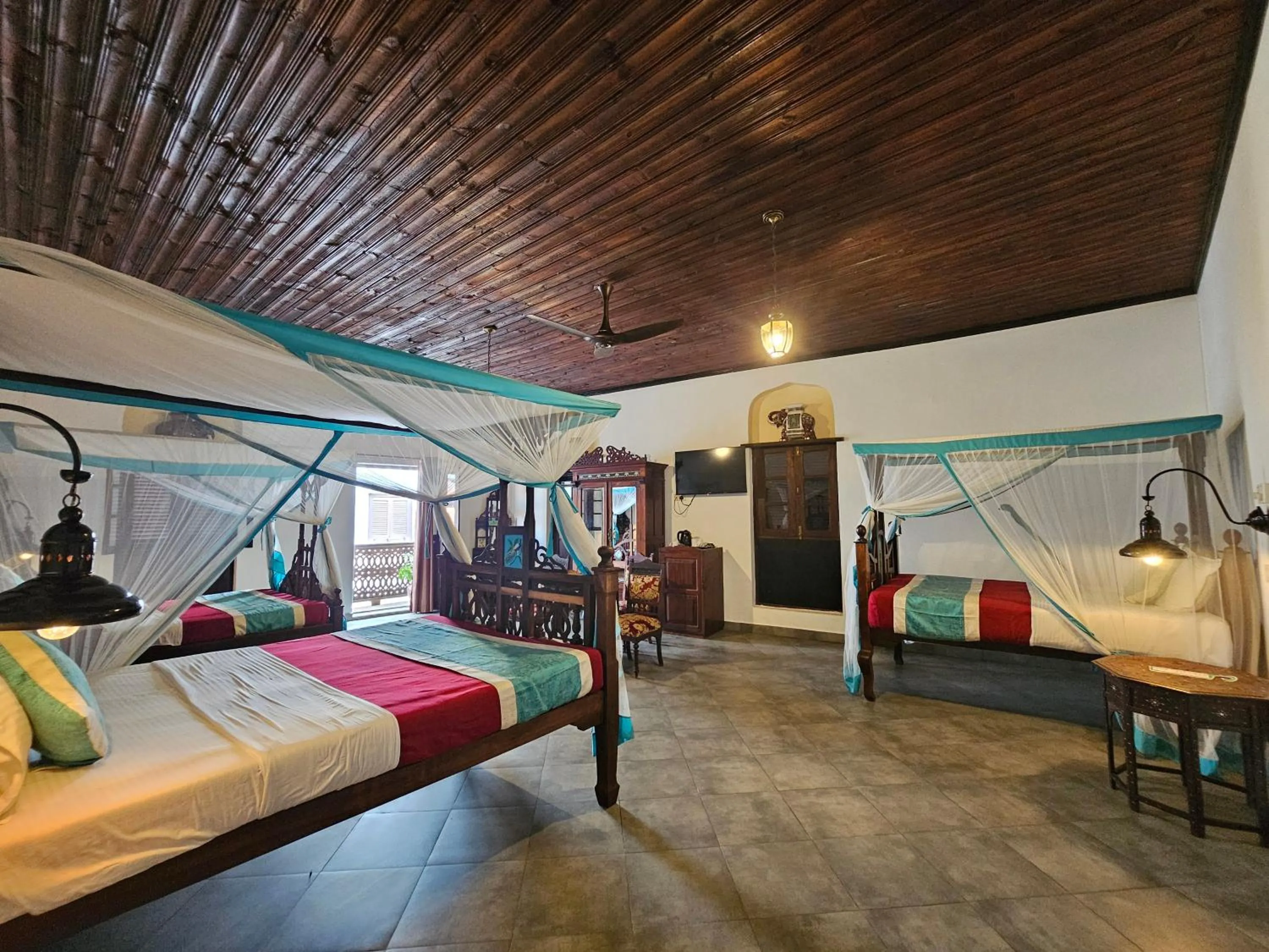 Triple Room in Dhow Palace Hotel