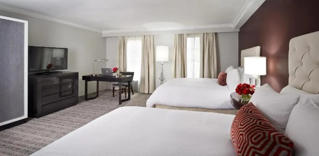 Queen Room with Two Queen Beds - Mobility/Hearing Accessible with Roll-In Shower in The Graham Georgetown