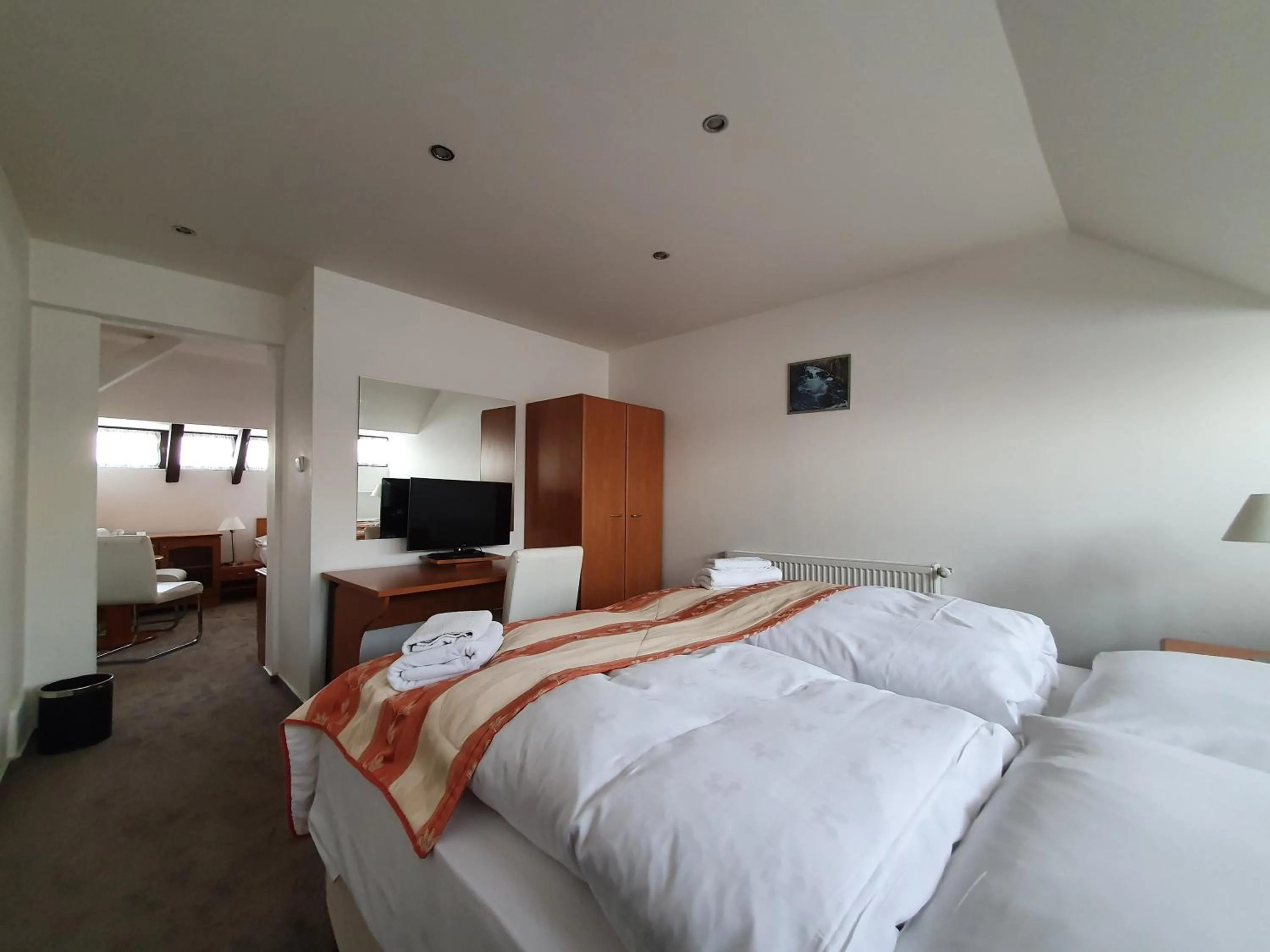 Quadruple Room in Pension Jana - Domov Mládeže