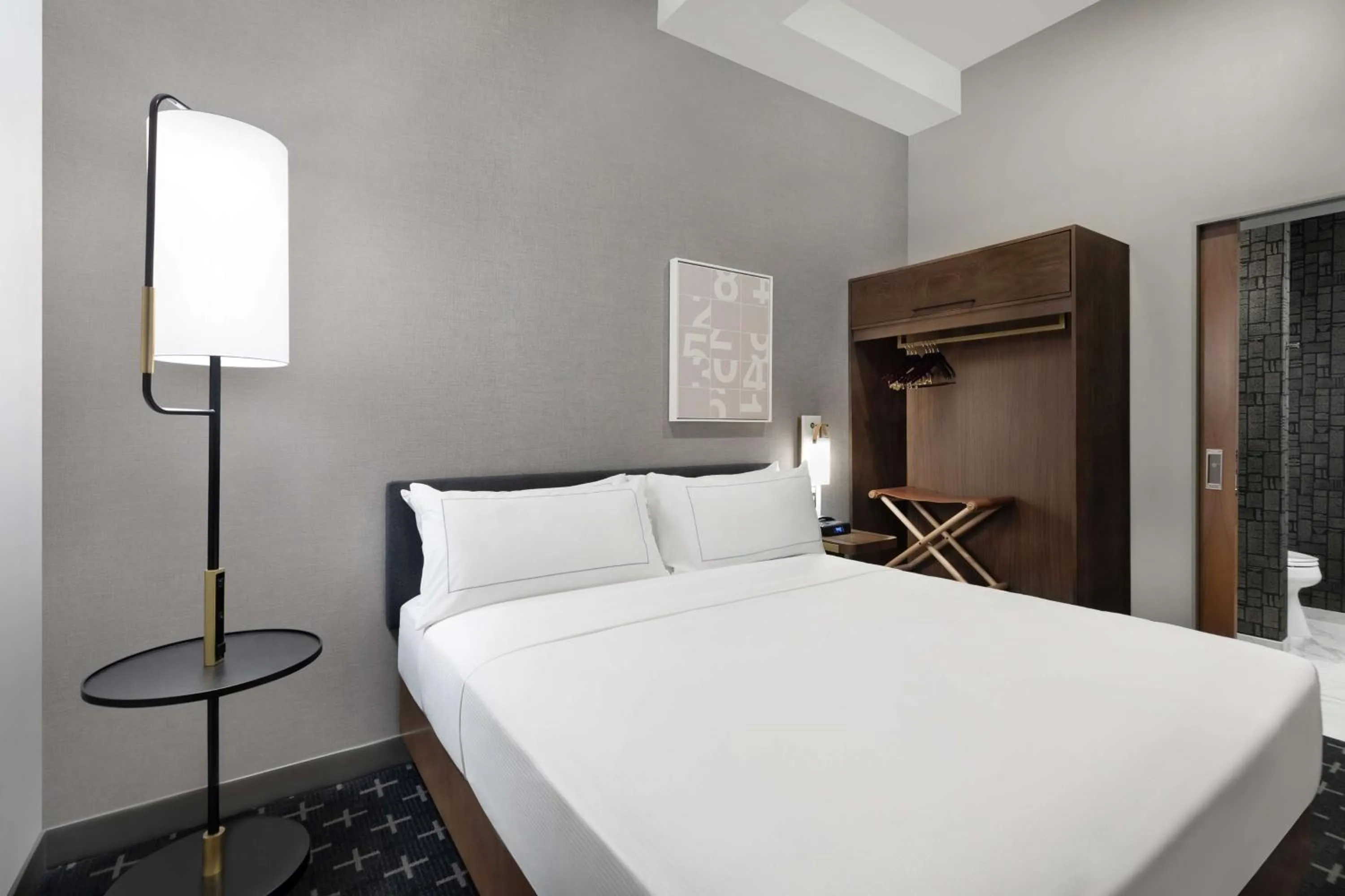 One-Bedroom King Suite in The Slate Hotel Denver Downtown, Tapestry by Hilton