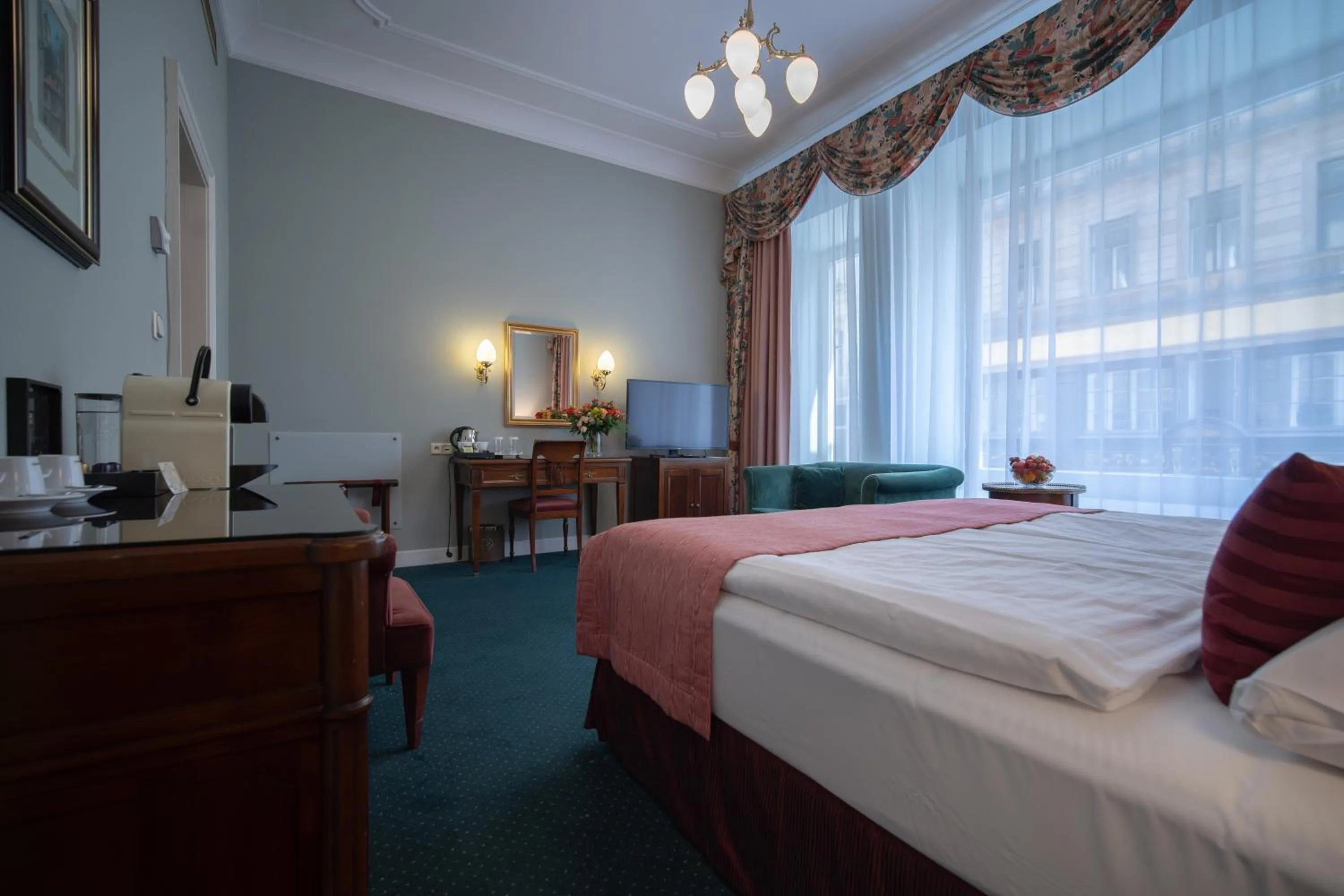 Superior Double Room in Hotel Liberty
