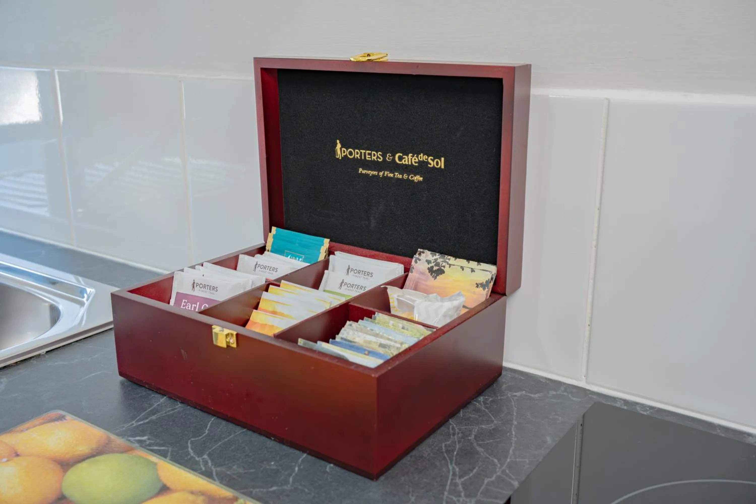 Studio Twin Room in Samhil Motor Lodge