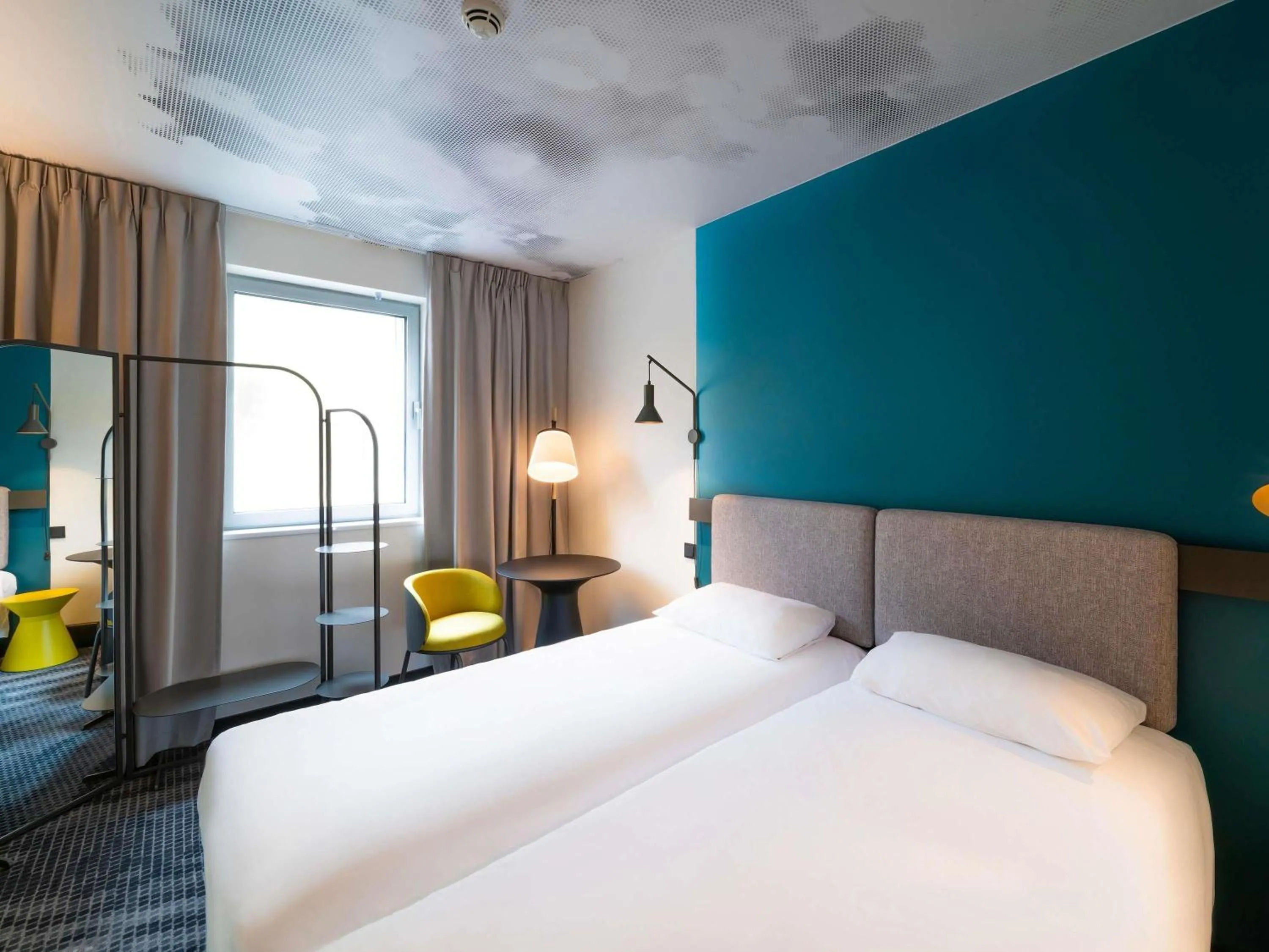 Superior Room with Two Twin Beds in Ibis Praha Wenceslas Square