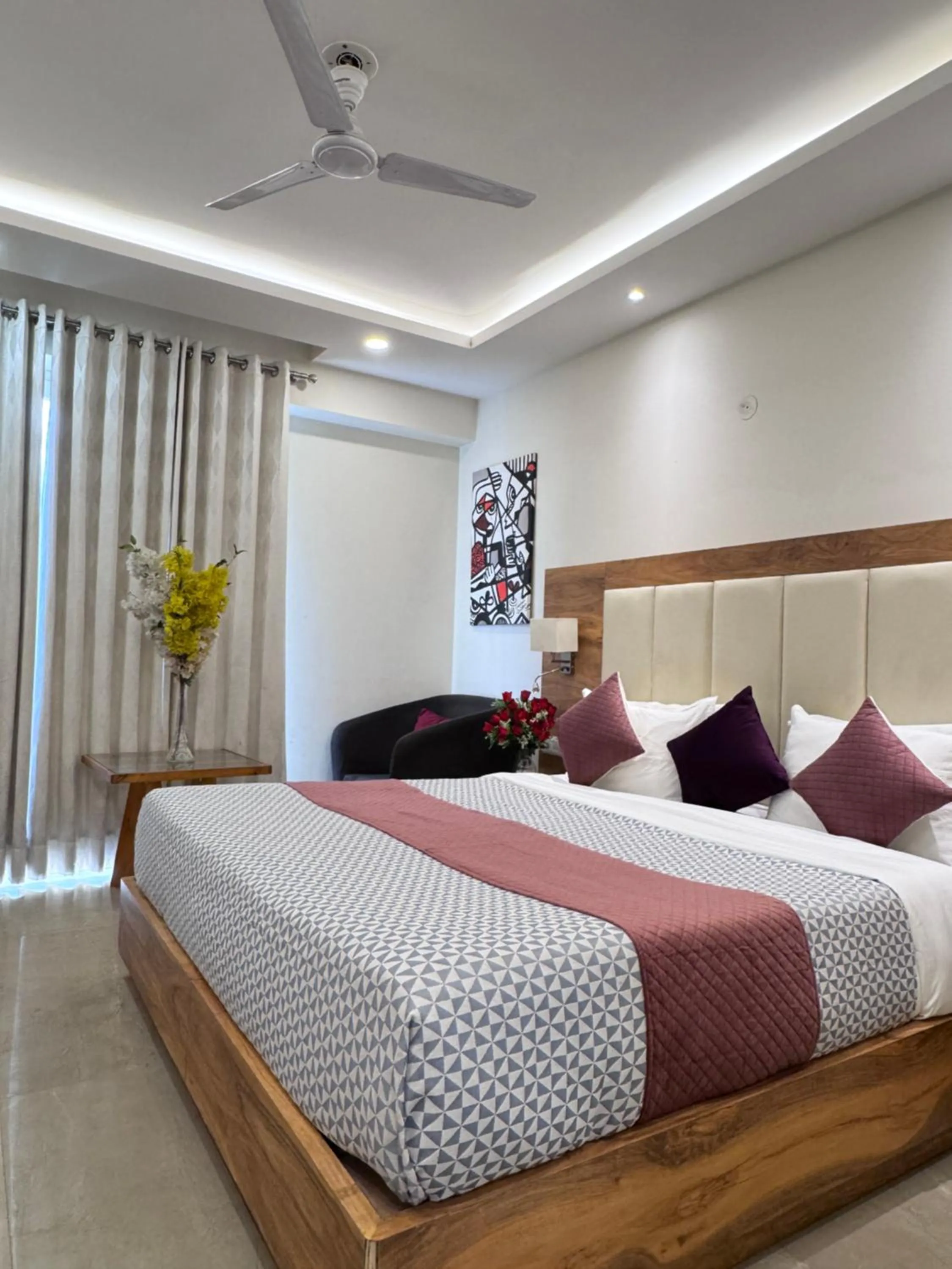 Deluxe Room - single occupancy in Hotel Golf View Suites-Golf Course Road Gurgaon
