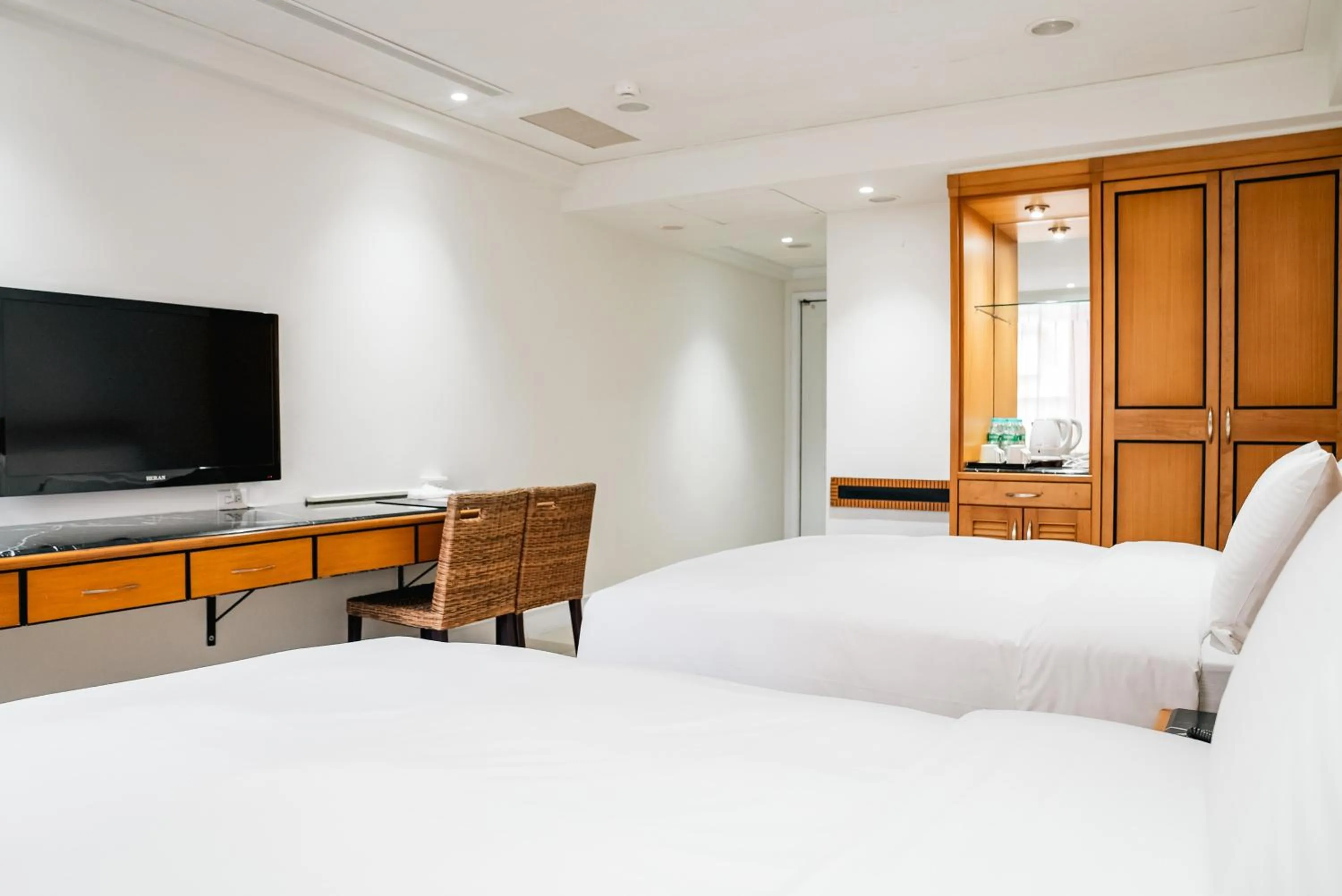 Deluxe Family Room in KKS Hotel