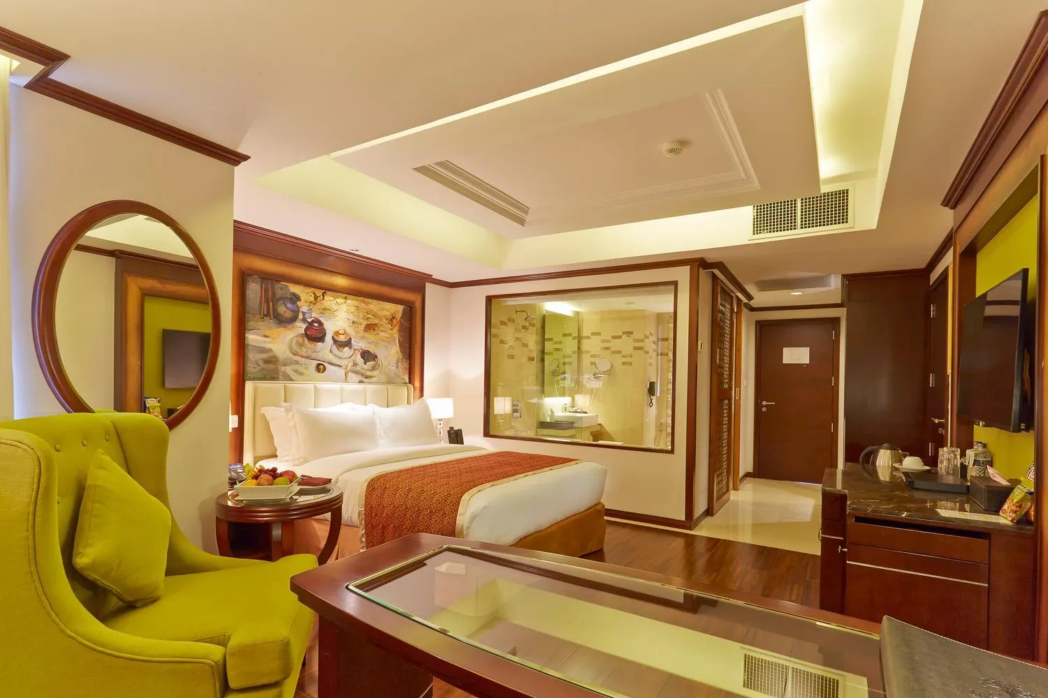 Business Class in Six Seasons Hotel