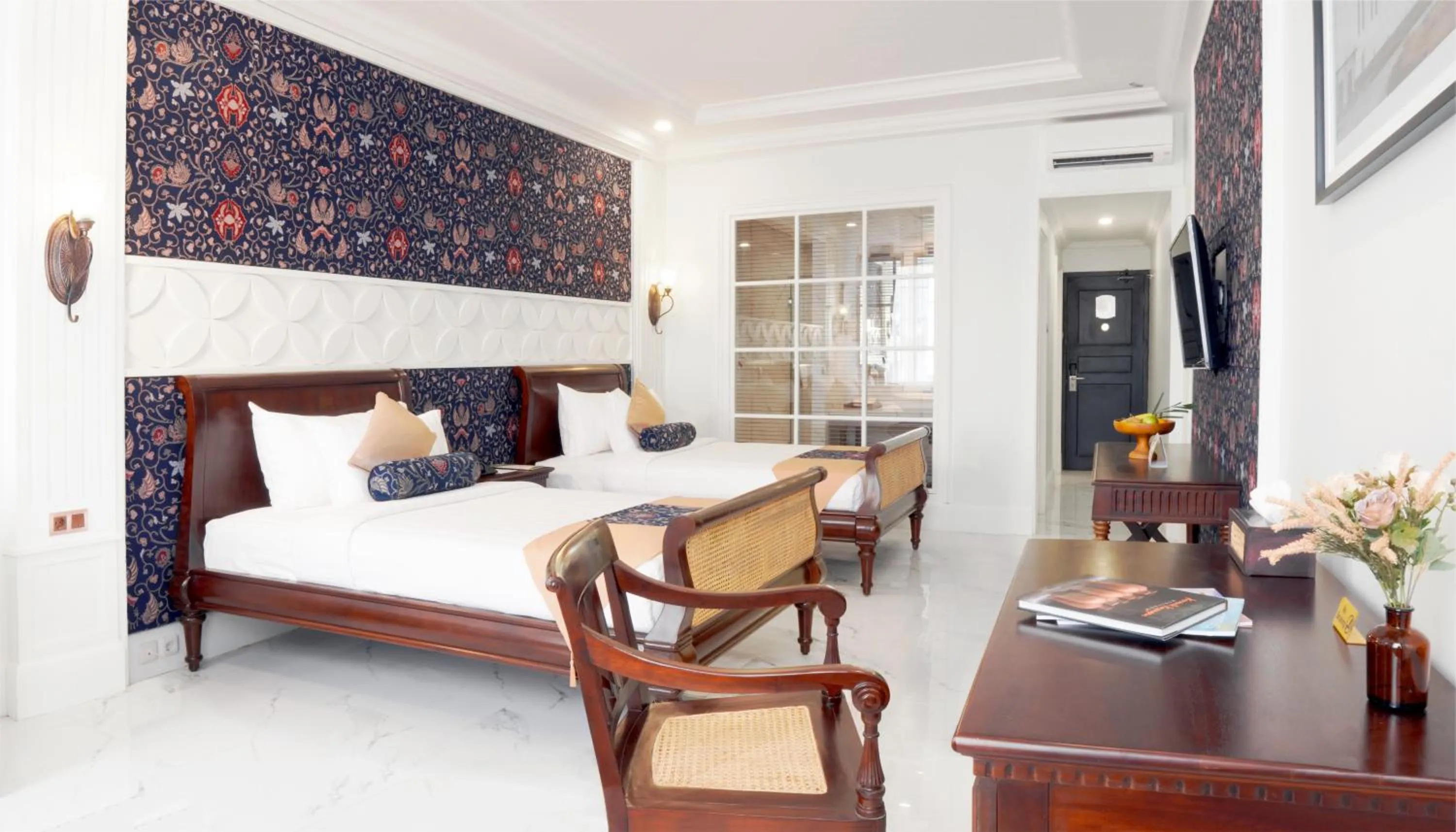 Executive Twin Room in MAHALAYA The Legacy Hotel